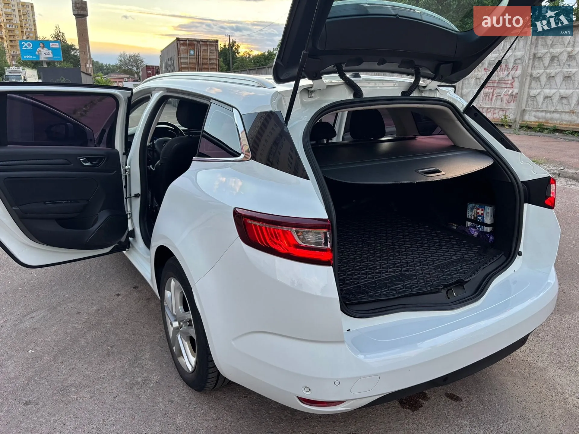 2017 Renault Megane - мініатюра 24