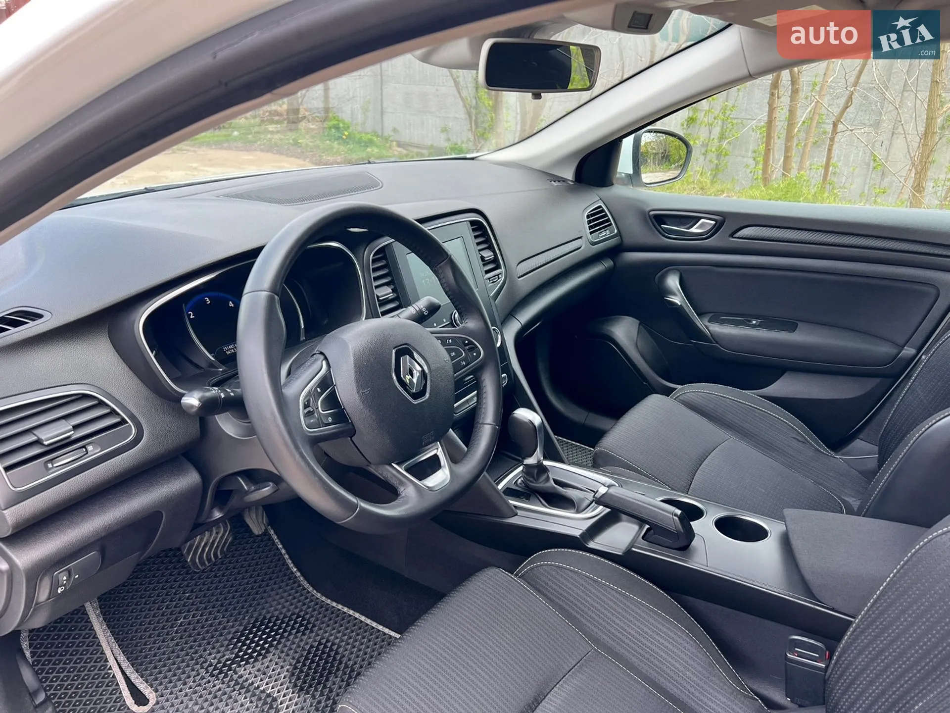 2017 Renault Megane - мініатюра 8