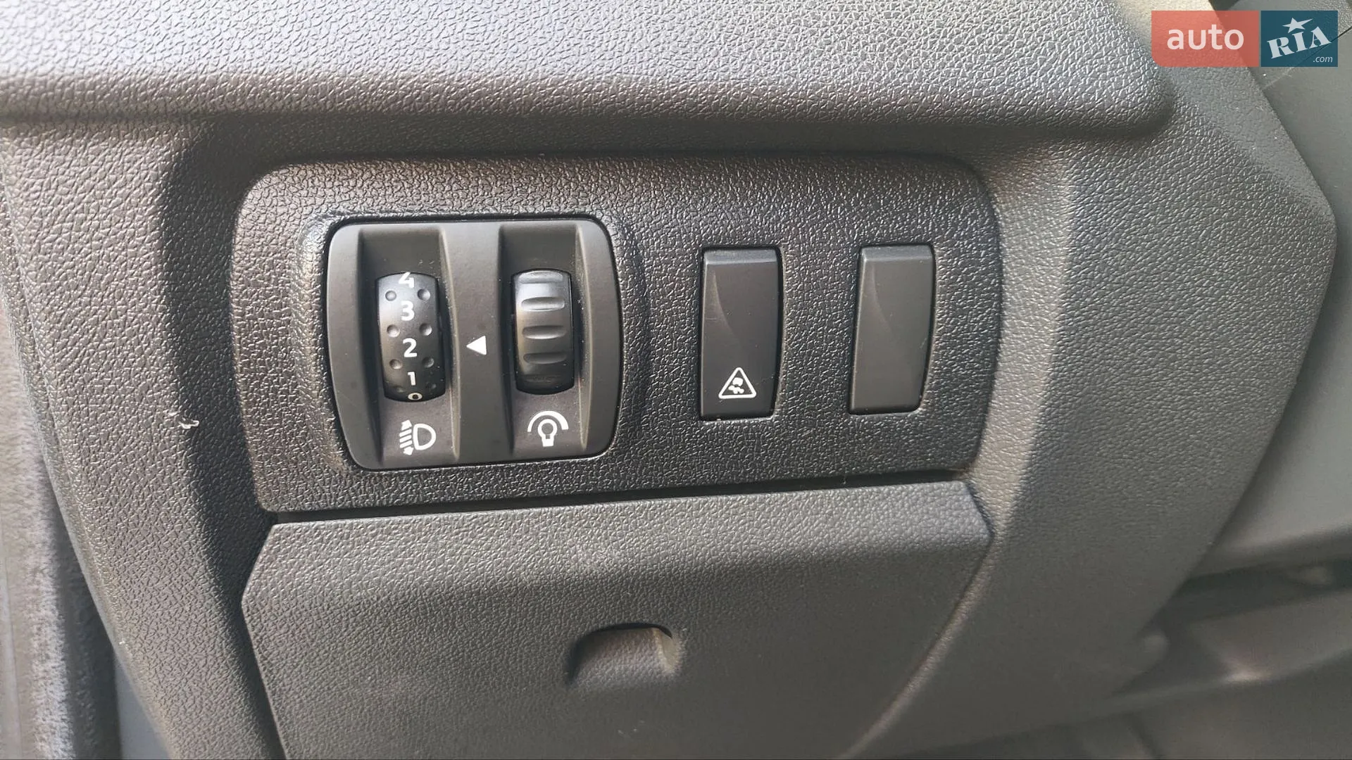 2012 Renault Megane - мініатюра 34