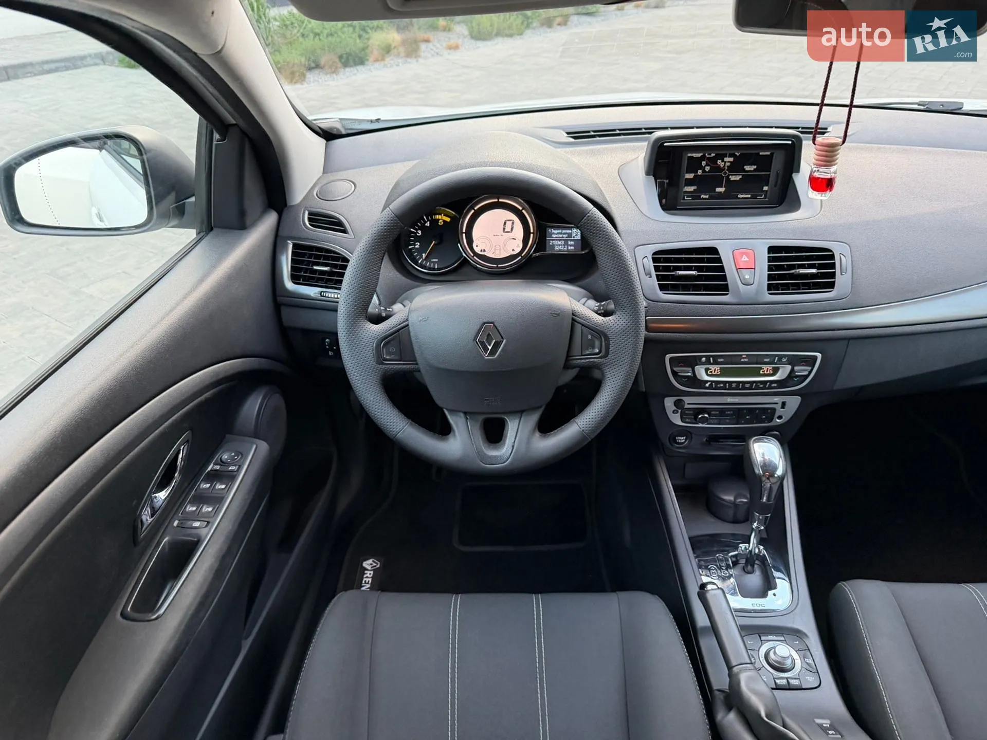 2013 Renault Megane - мініатюра 41