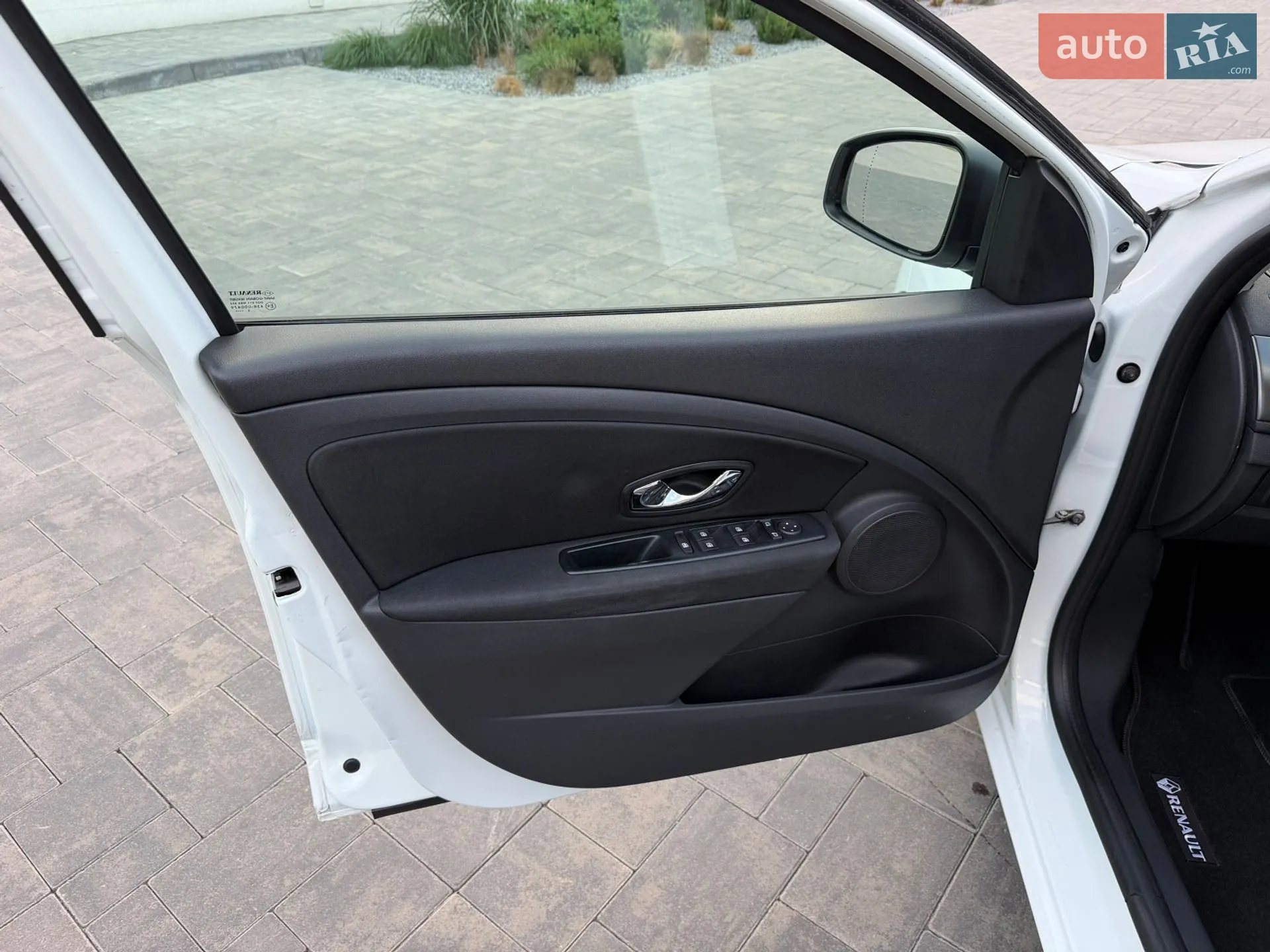 2013 Renault Megane - мініатюра 61