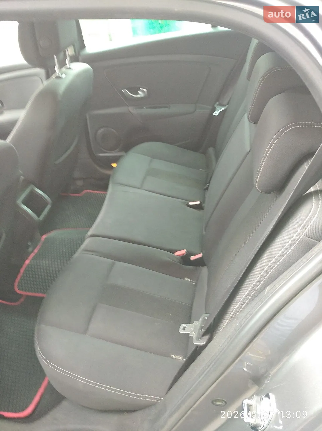 2010 Renault Megane - мініатюра 12