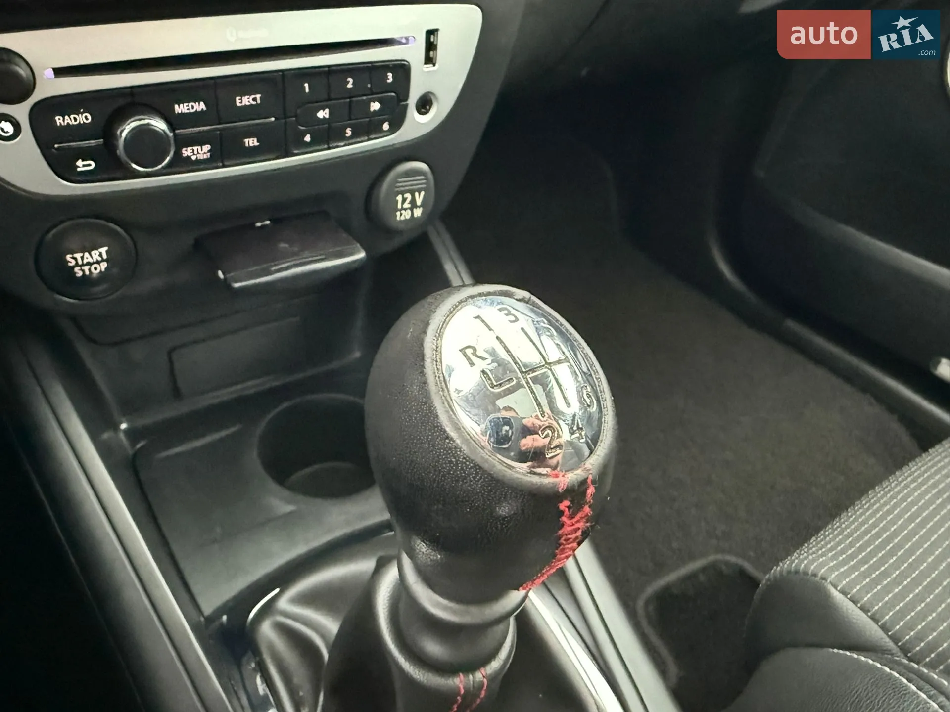 2013 Renault Megane - мініатюра 41