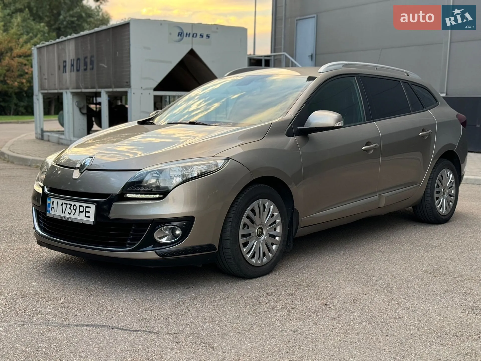 2012 Renault Megane - мініатюра 2