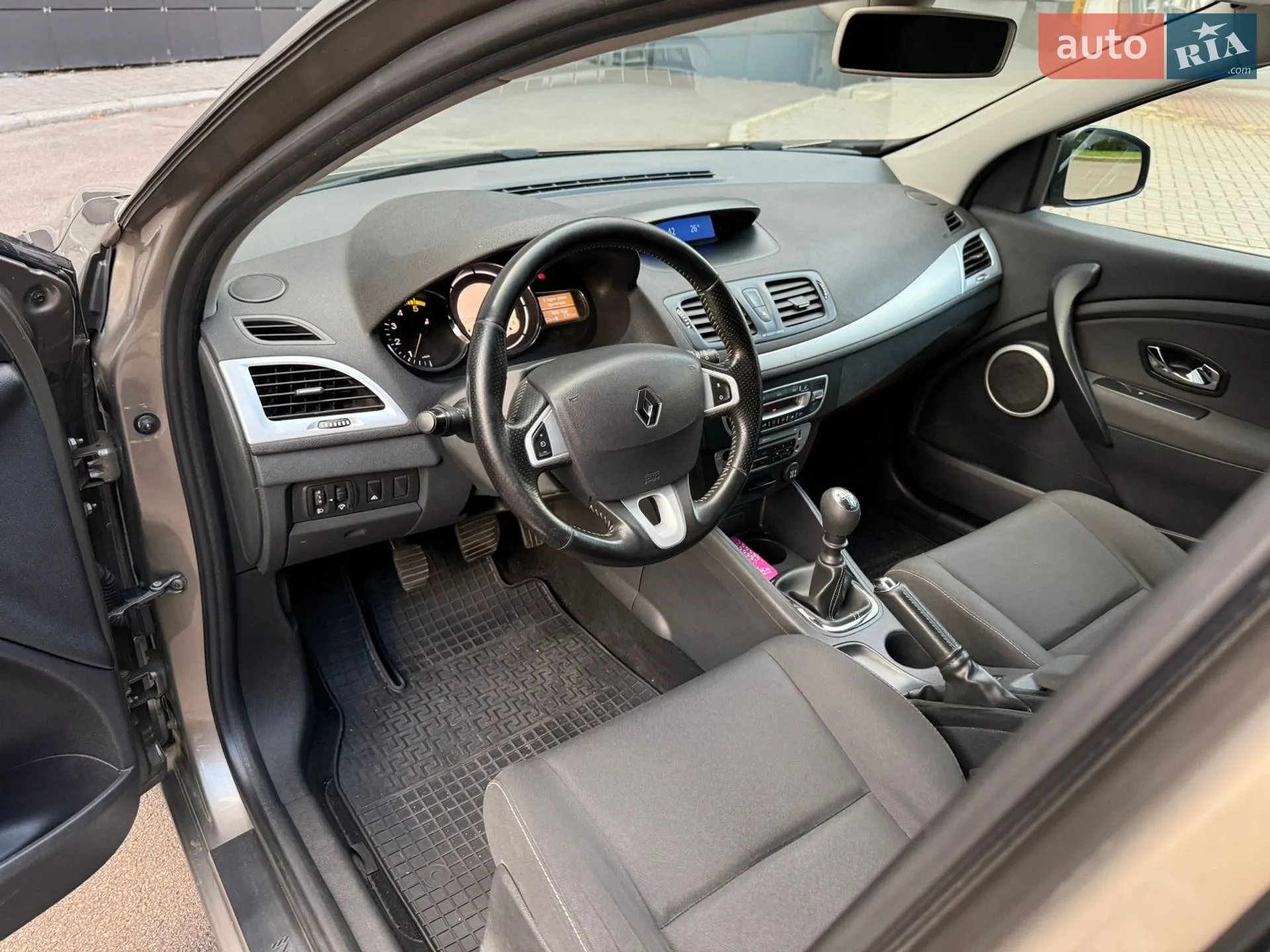 2012 Renault Megane - мініатюра 13