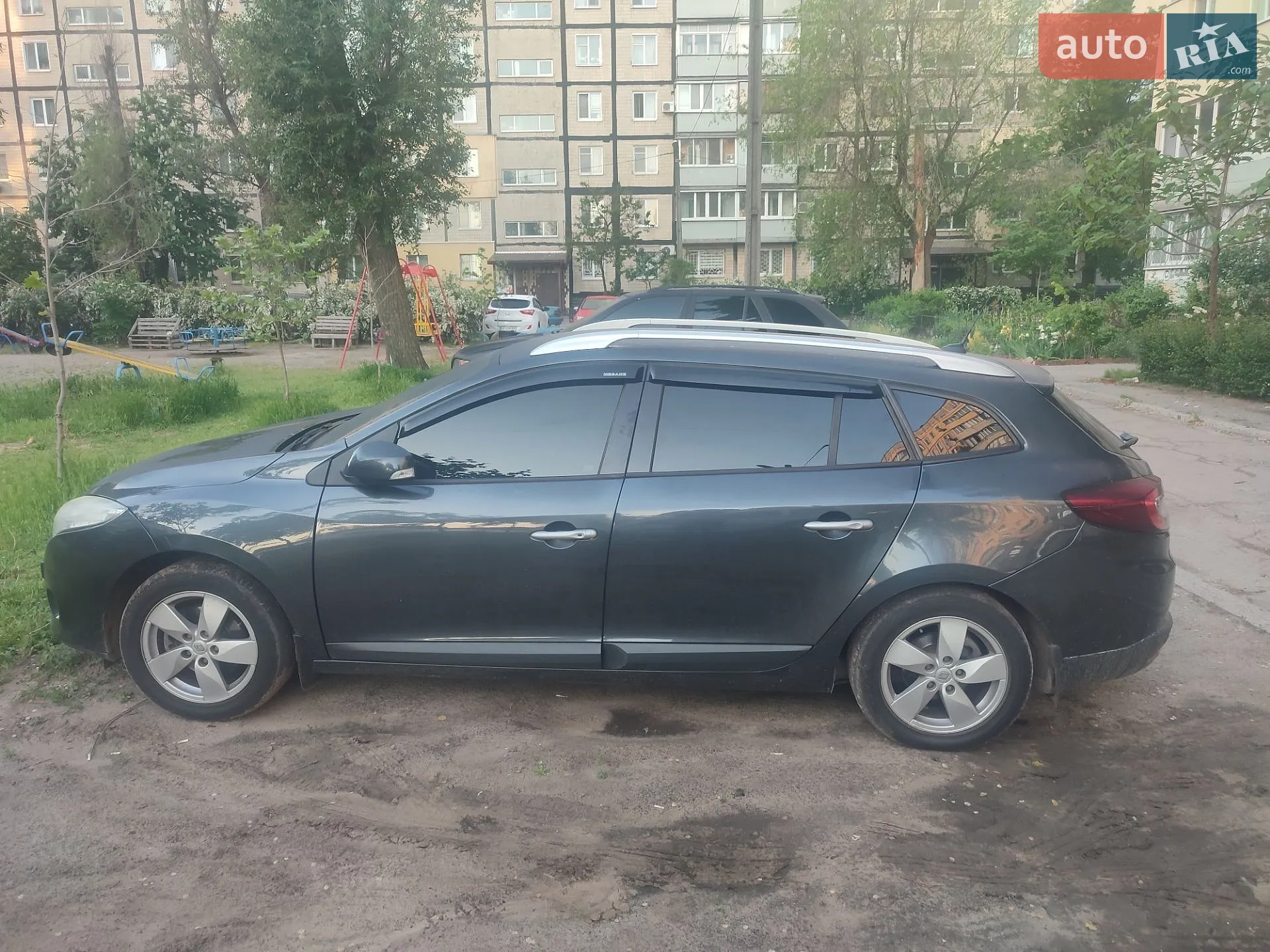 2010 Renault Megane - мініатюра 4