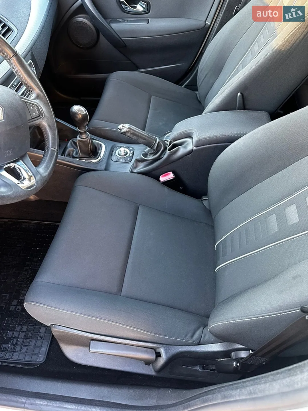 2014 Renault Megane - мініатюра 12