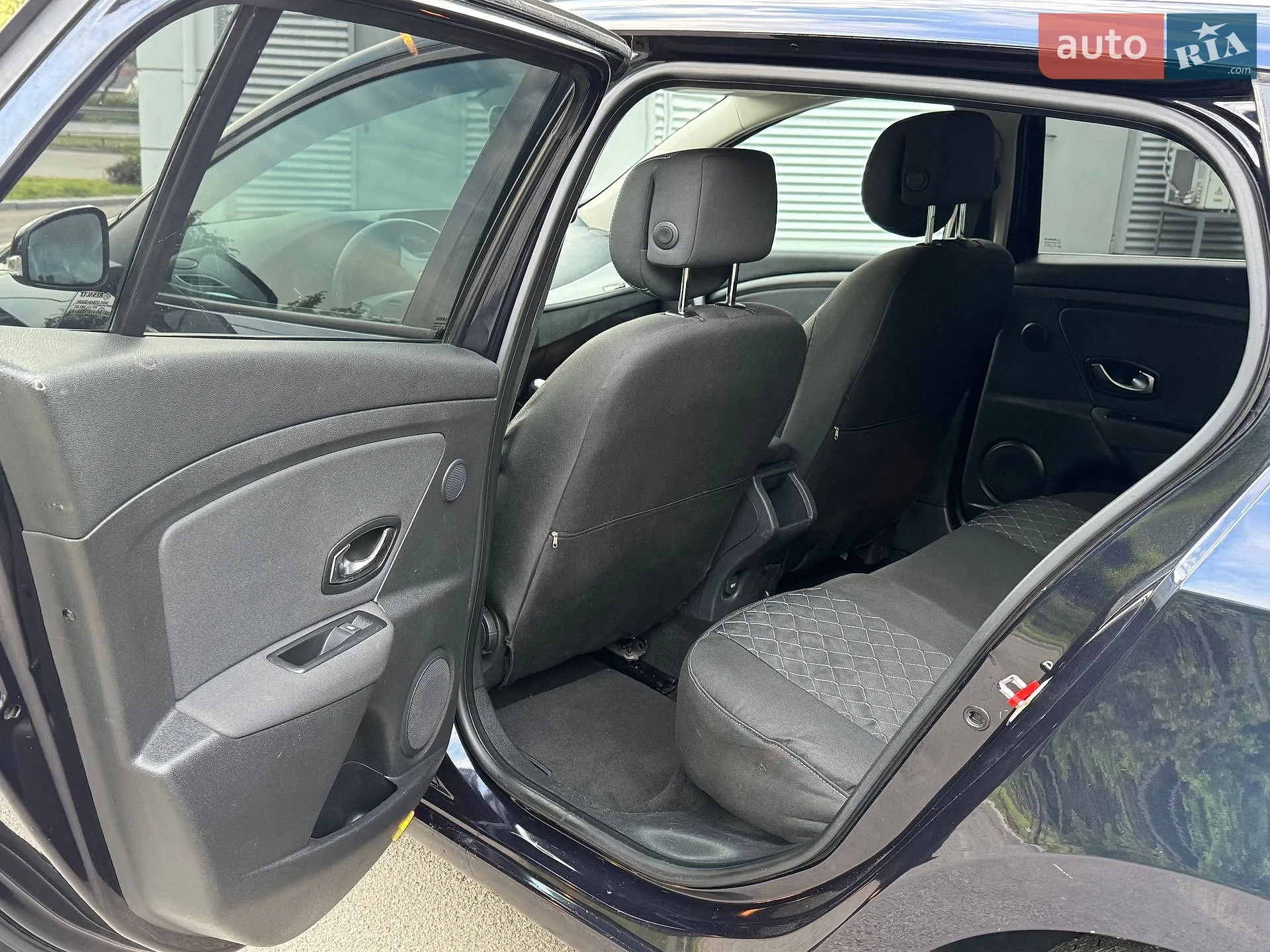 2010 Renault Megane - мініатюра 20