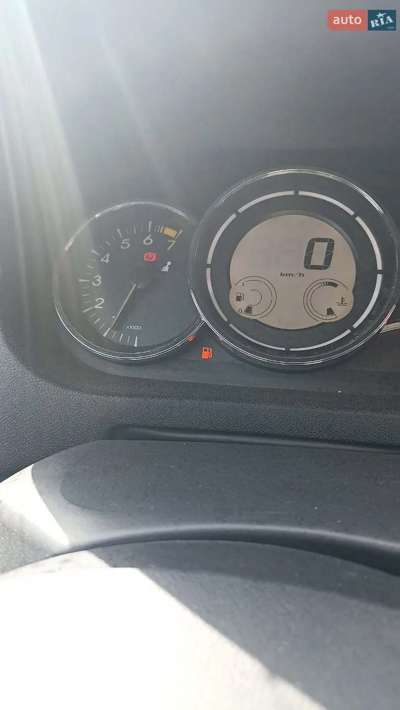 2010 Renault Megane - мініатюра 31