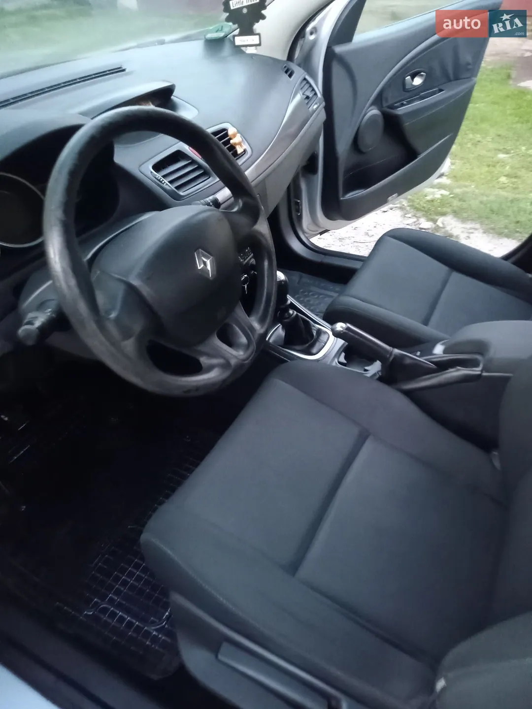 2010 Renault Megane - мініатюра 13