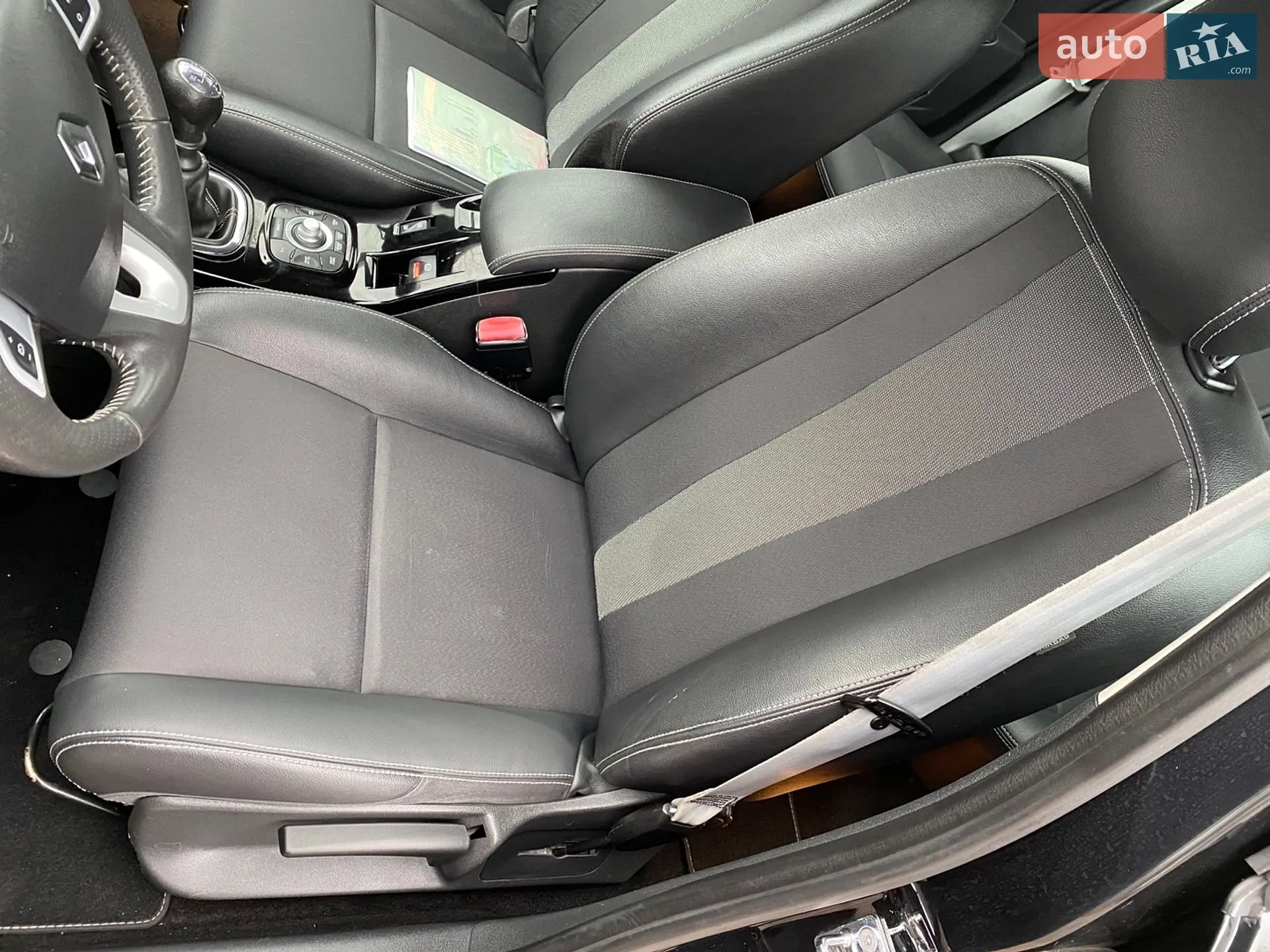 2012 Renault Megane - мініатюра 13
