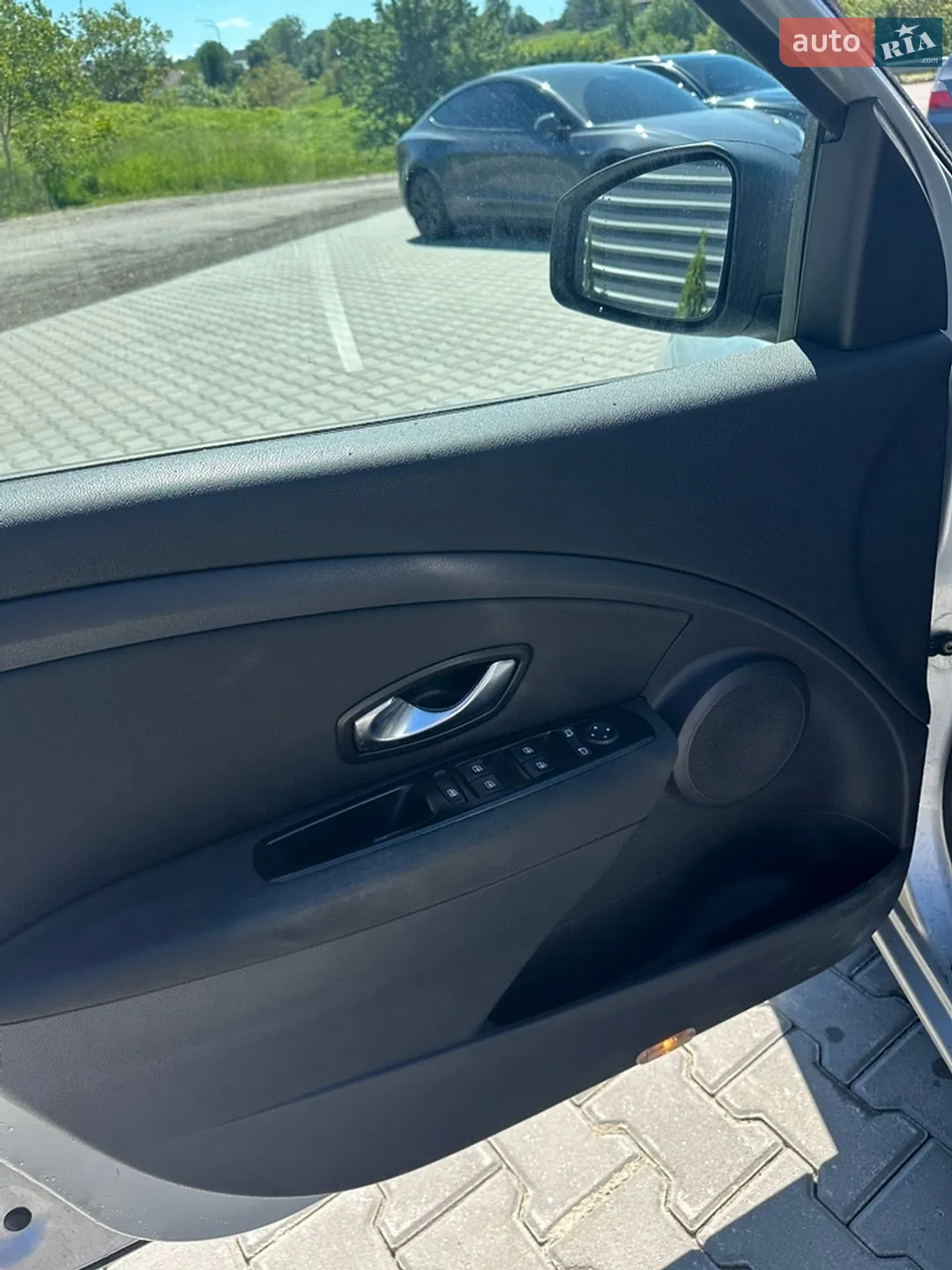 2011 Renault Megane - мініатюра 8