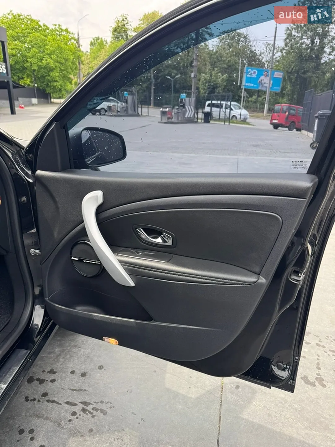 2012 Renault Megane - мініатюра 25