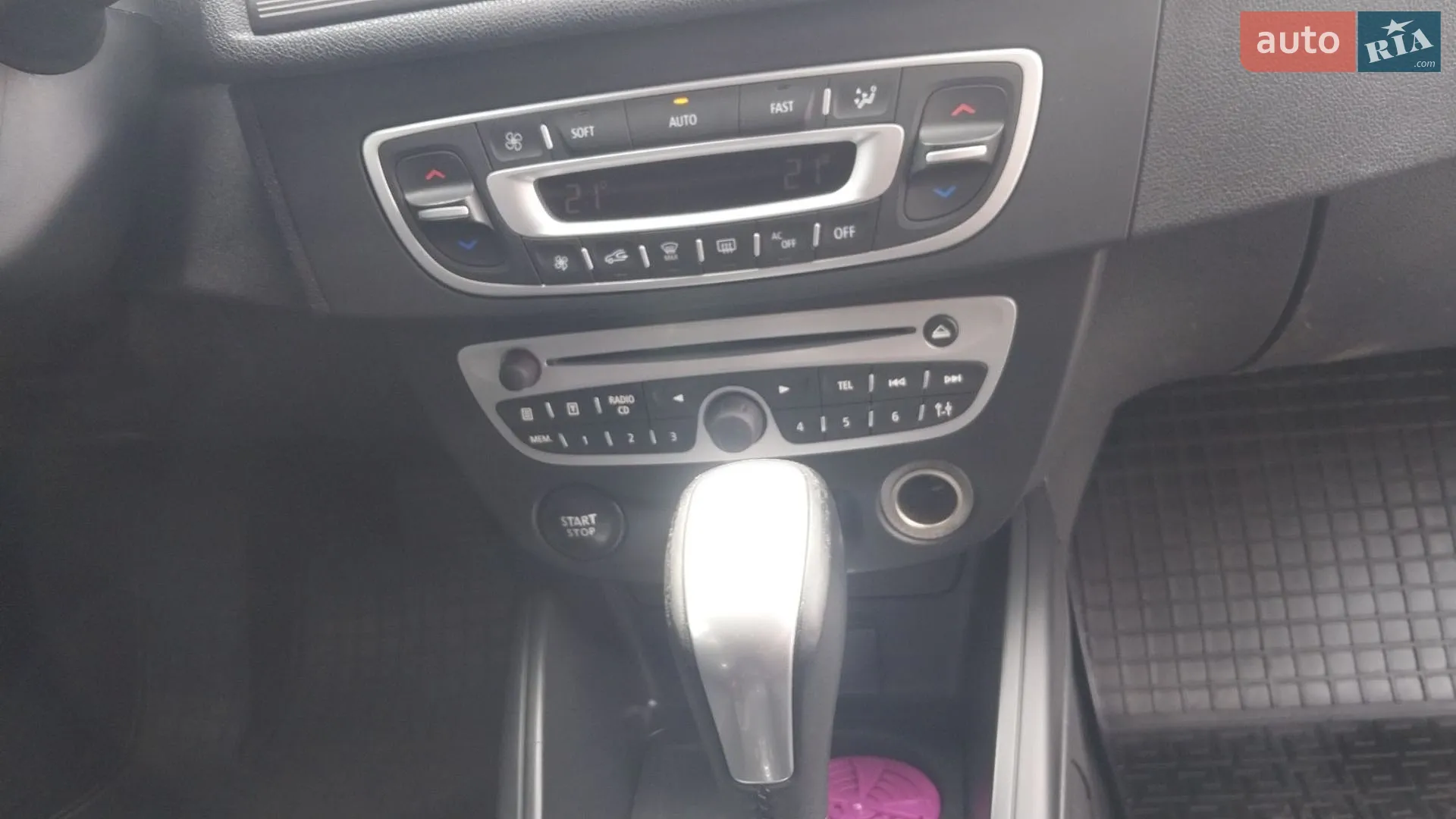 2011 Renault Megane - мініатюра 22