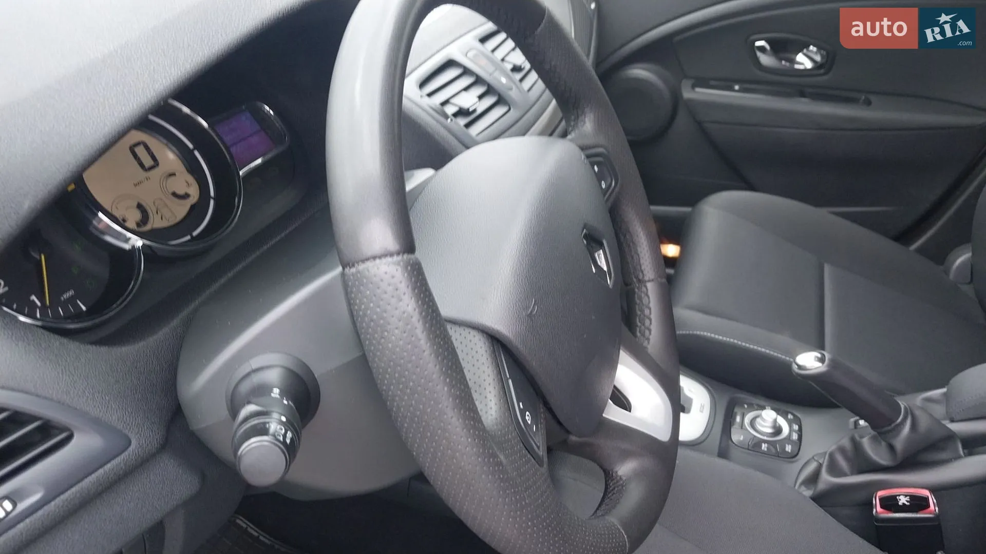 2011 Renault Megane - мініатюра 25