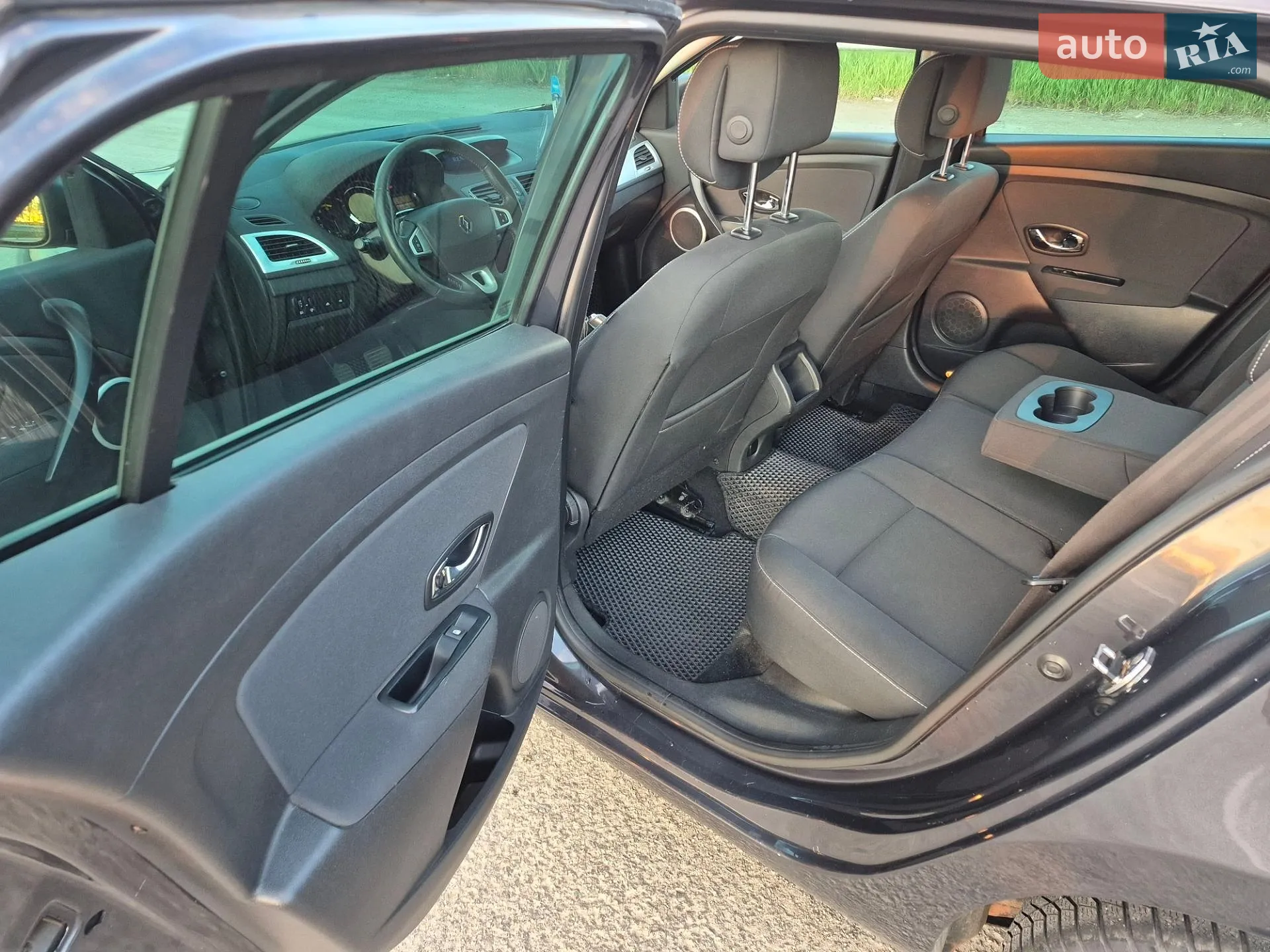 2012 Renault Megane - мініатюра 9