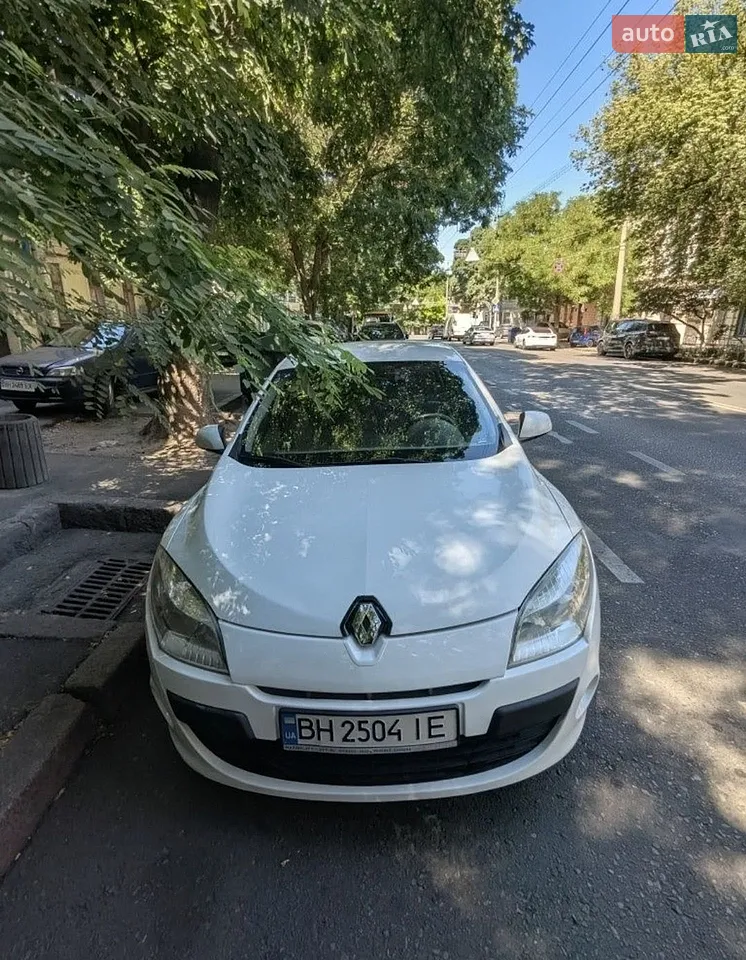 2010 Renault Megane - мініатюра 21