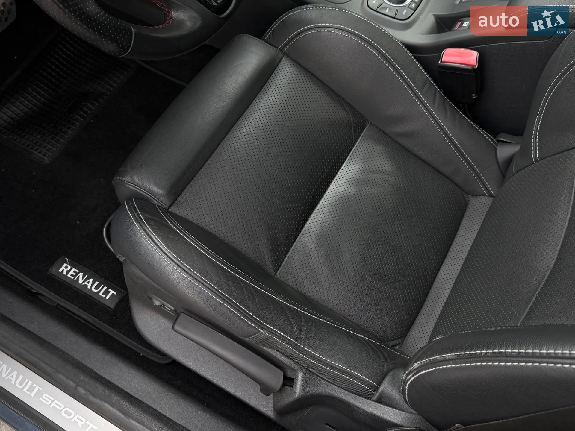 2015 Renault Megane - мініатюра 14