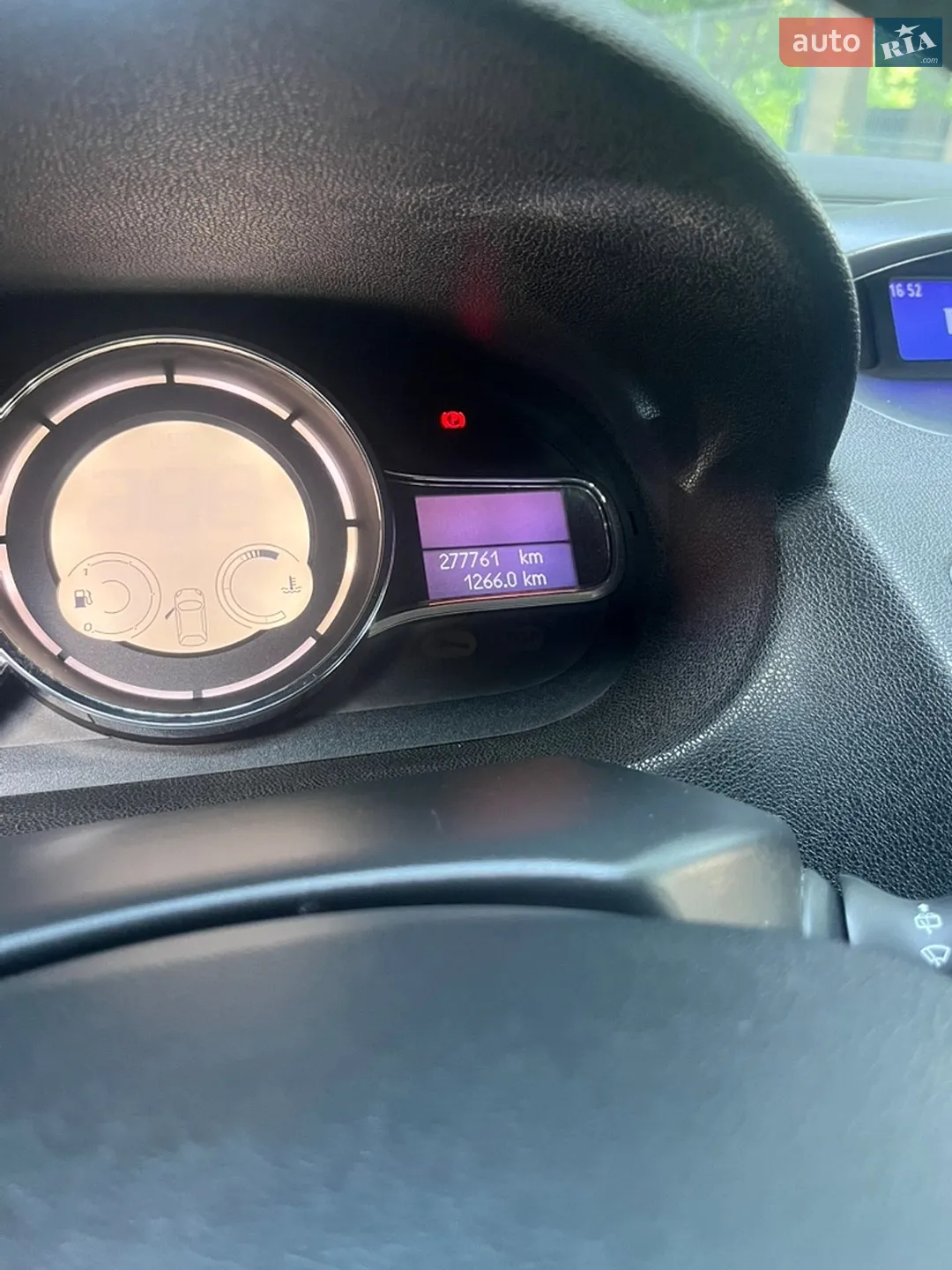 2014 Renault Megane - мініатюра 9