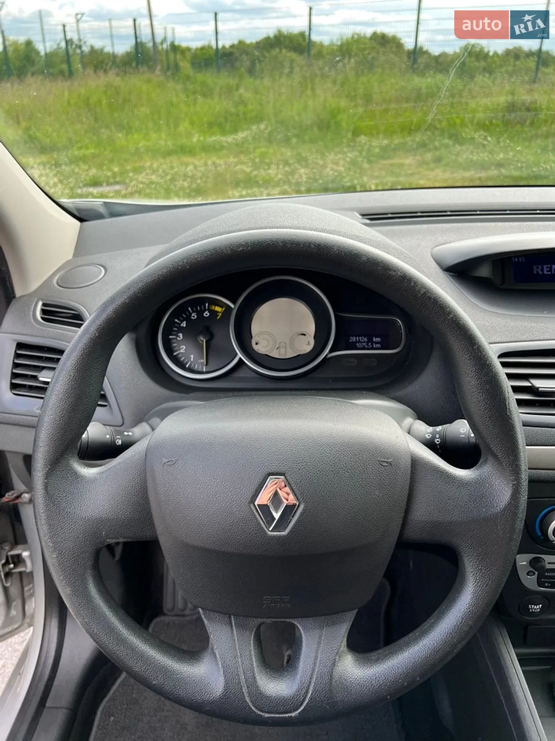 2012 Renault Megane - мініатюра 12