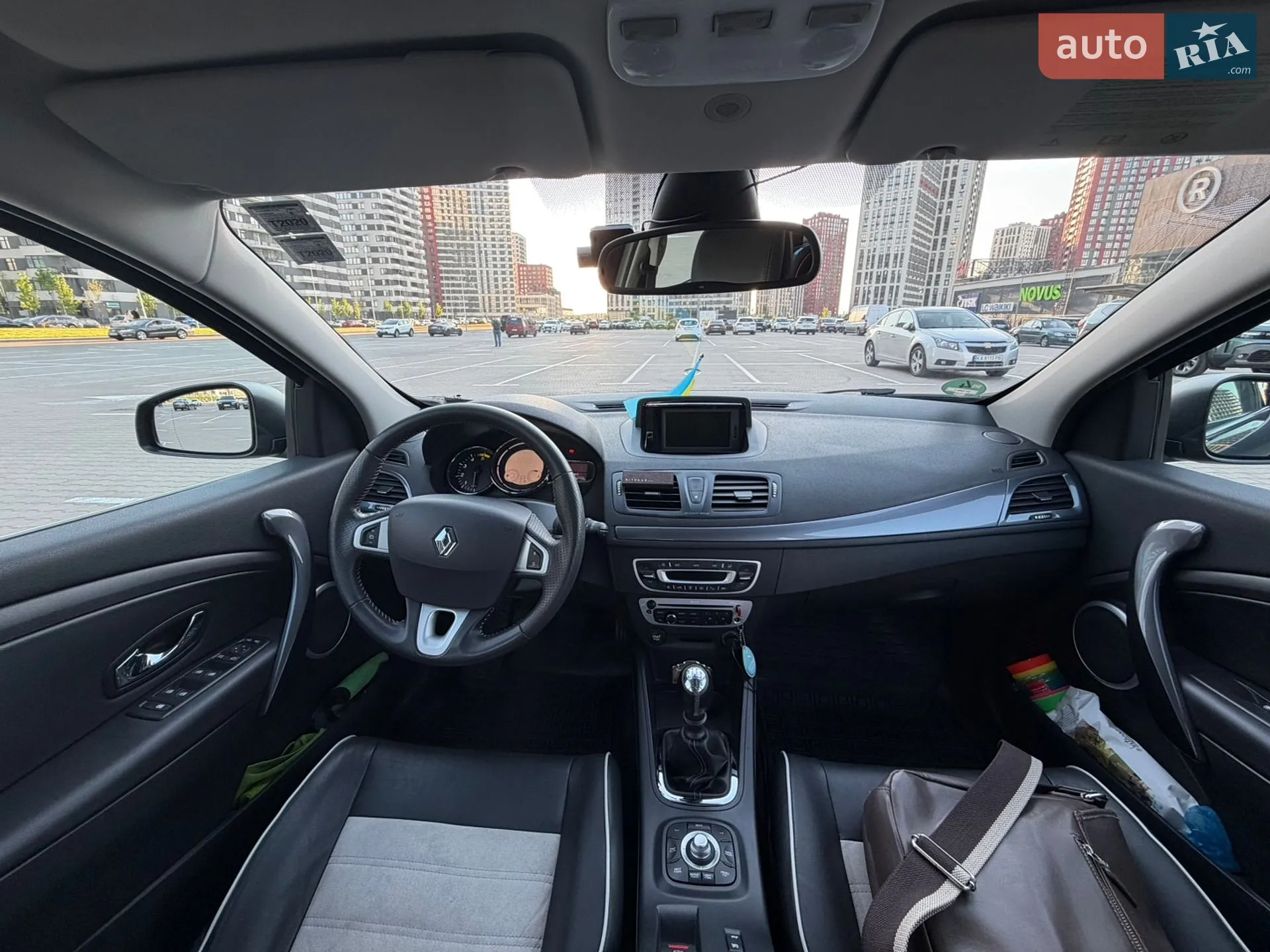 2012 Renault Megane - мініатюра 25