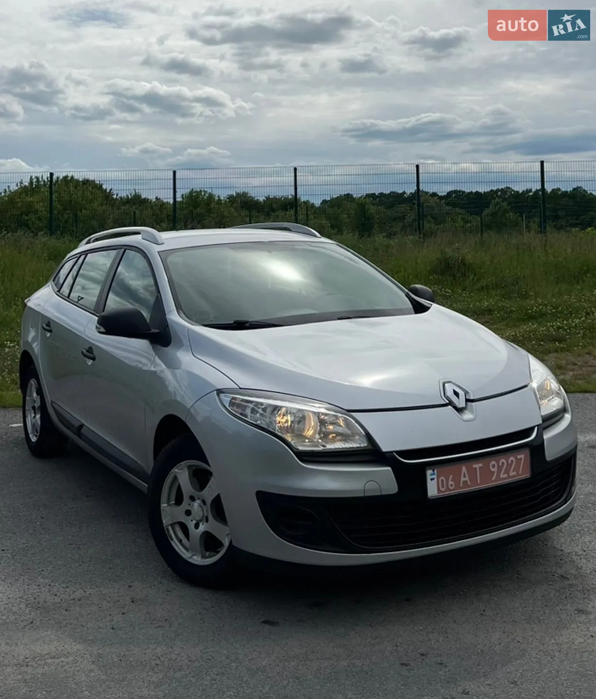 2012 Renault Megane - фото 1