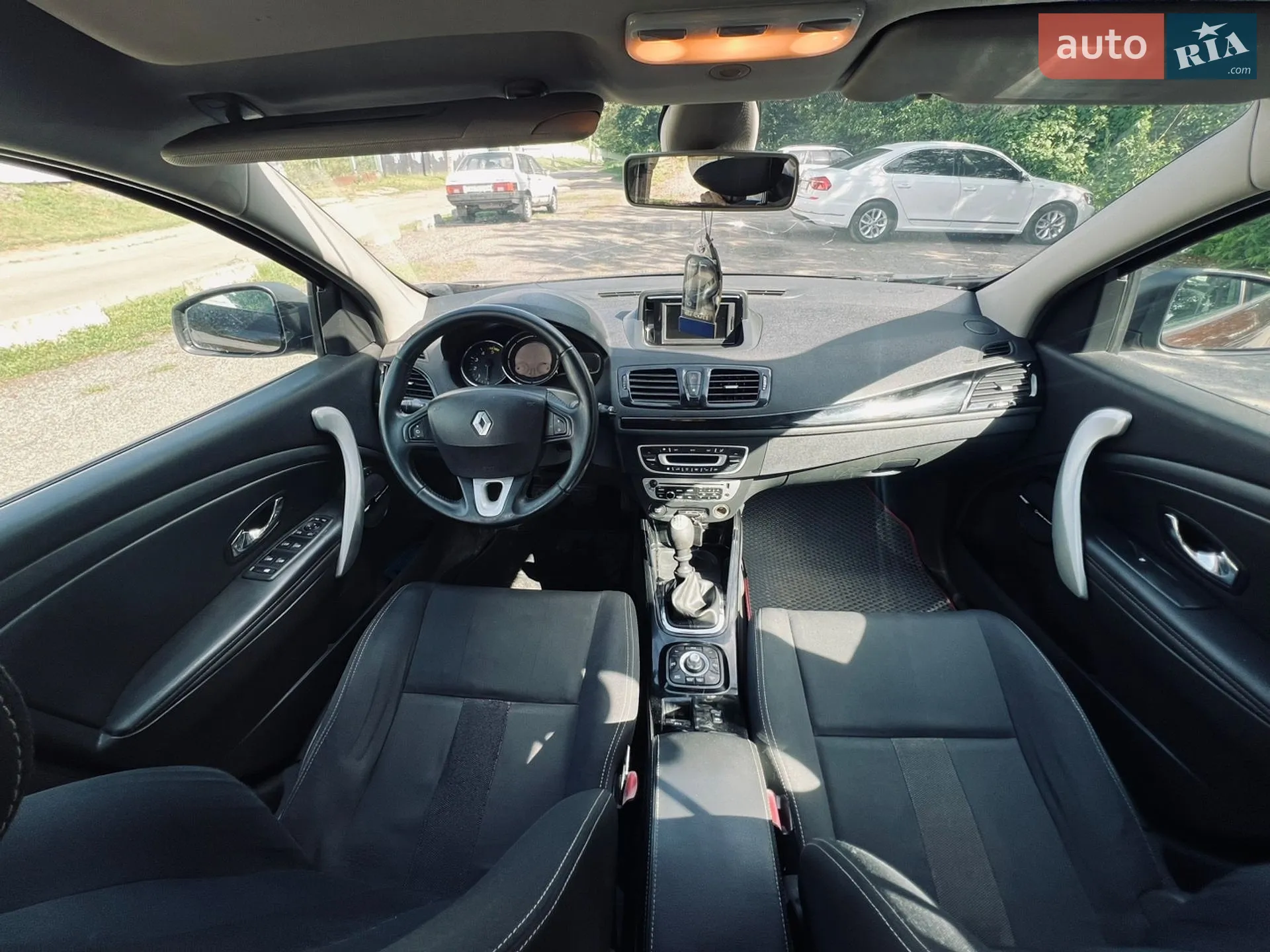 2012 Renault Megane - мініатюра 11