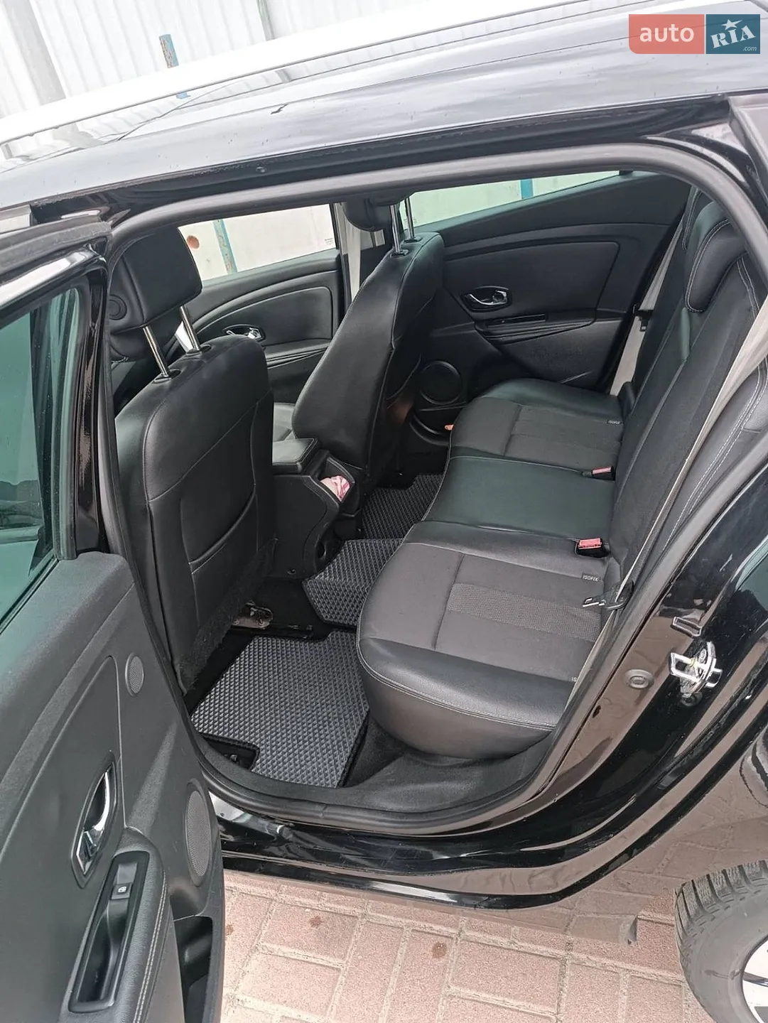 2011 Renault Megane - мініатюра 9