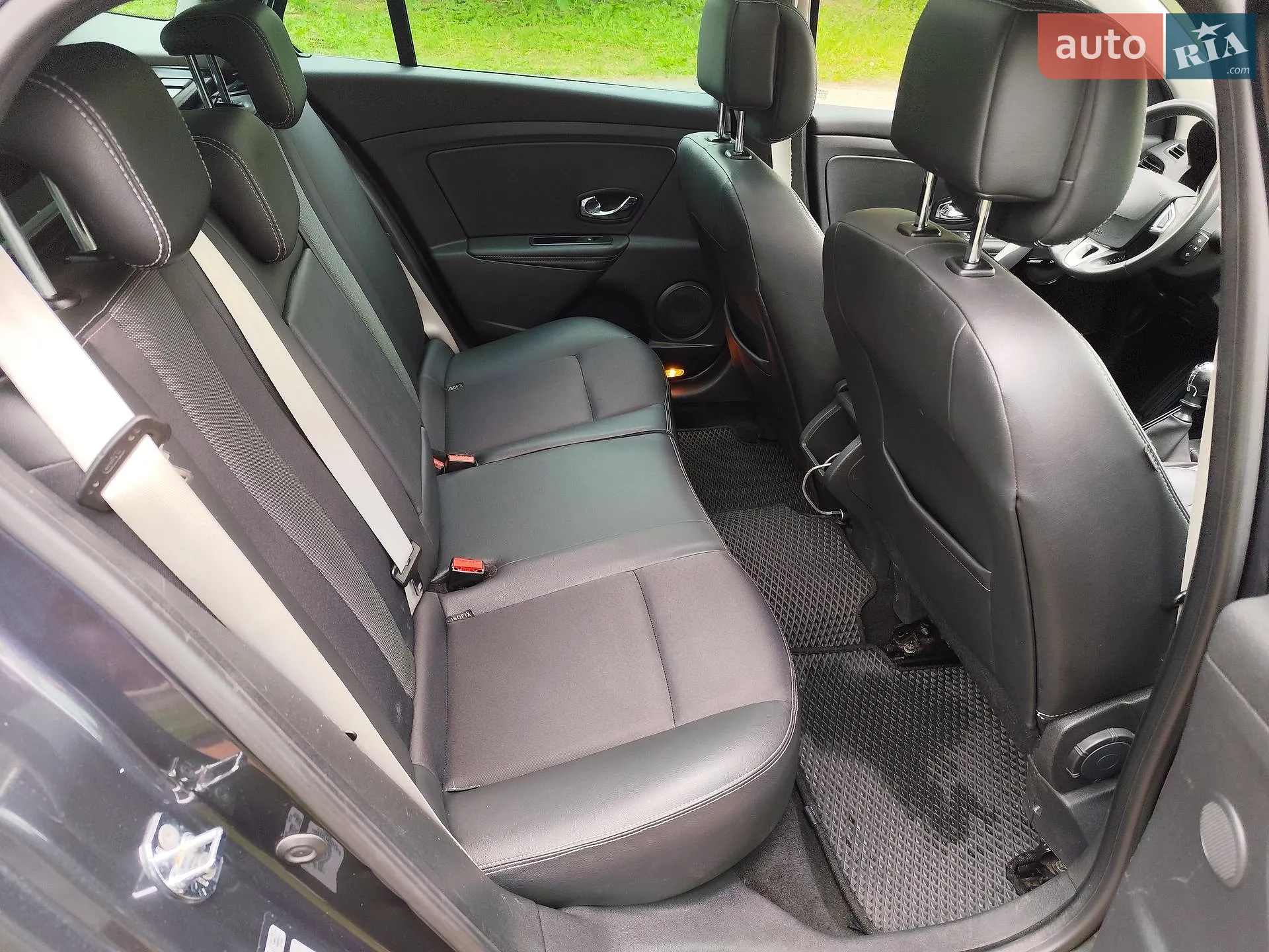 2012 Renault Megane - мініатюра 30