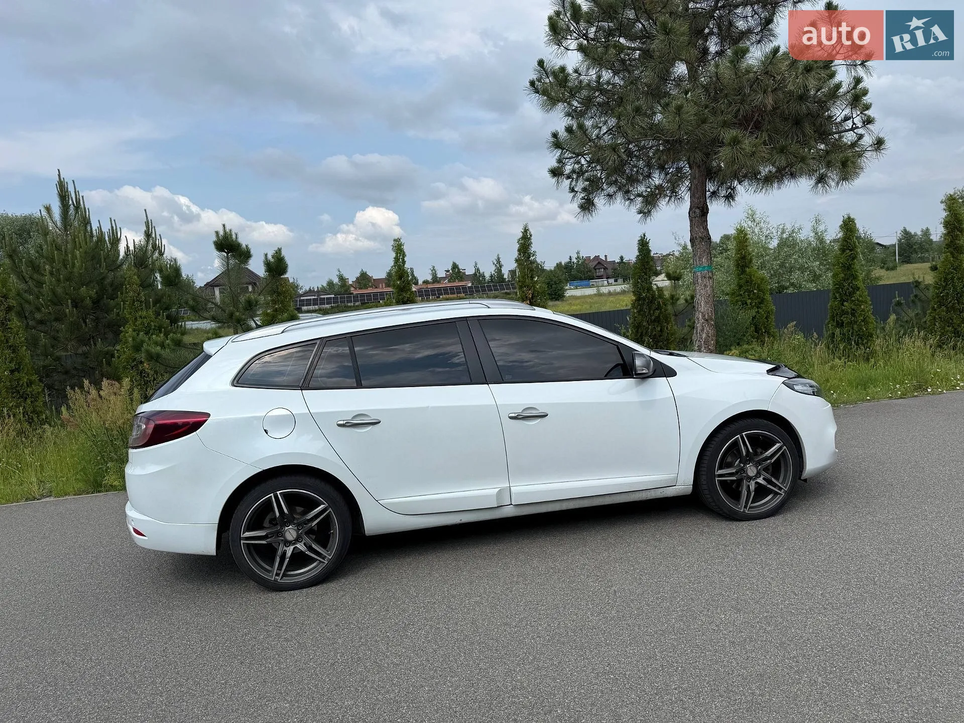 2013 Renault Megane - мініатюра 12
