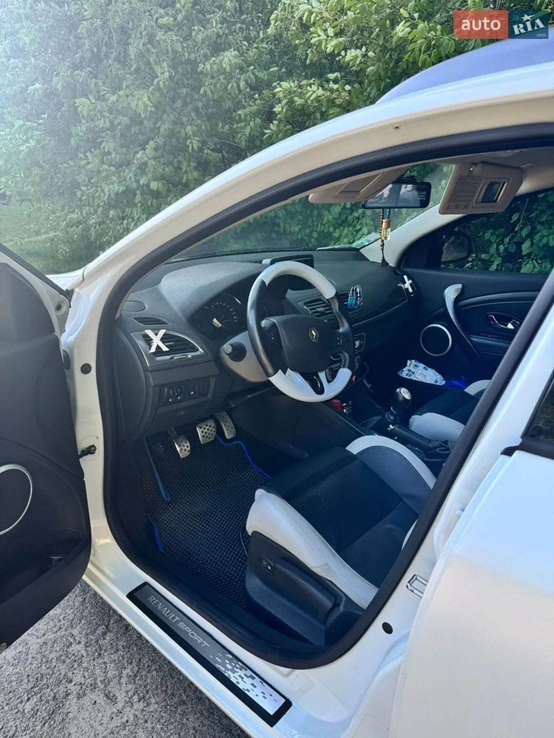 2012 Renault Megane - мініатюра 12