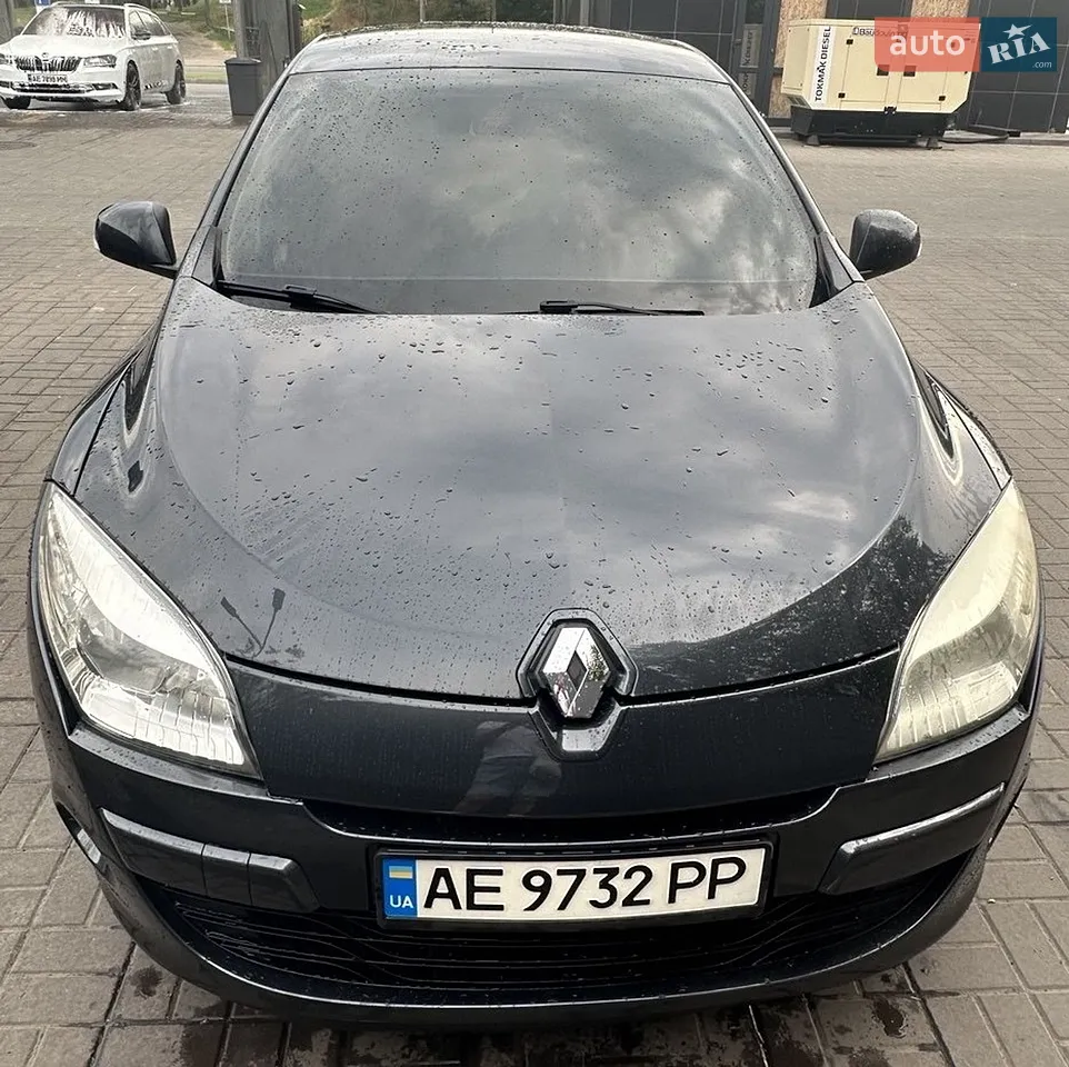2010 Renault Megane - мініатюра 13