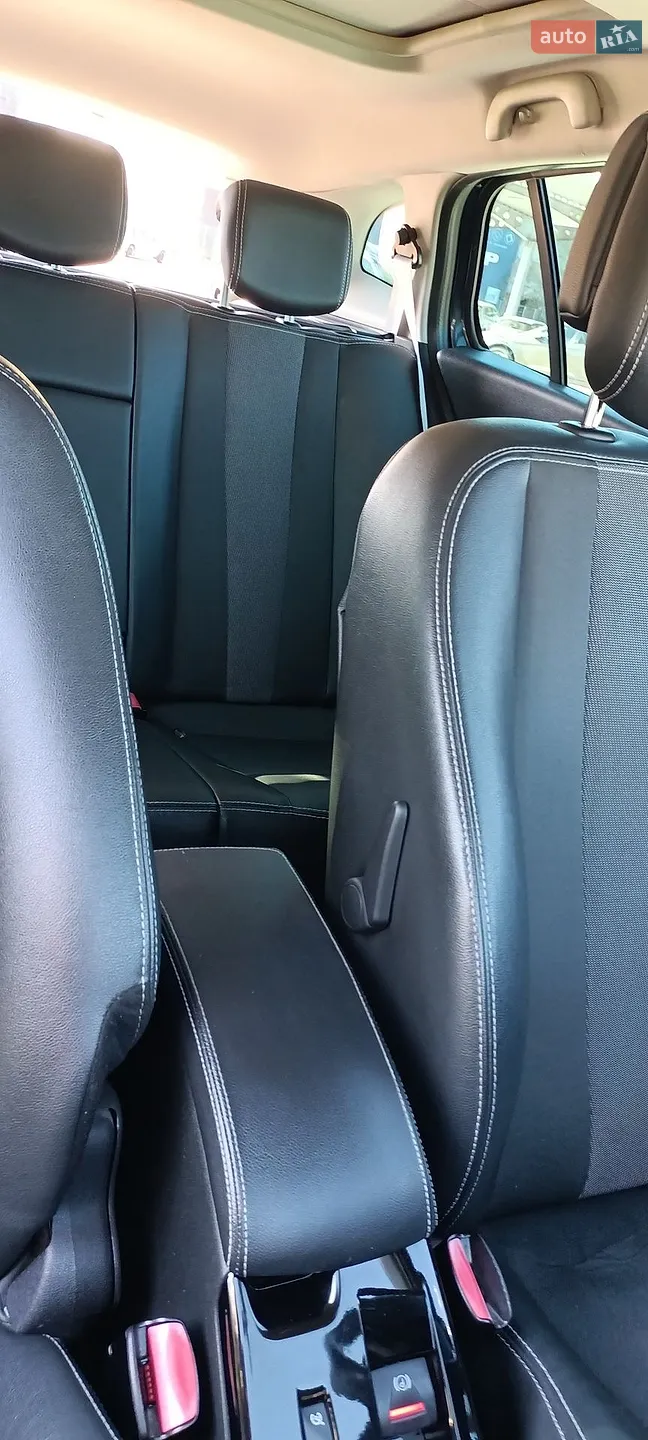 2013 Renault Megane - мініатюра 13