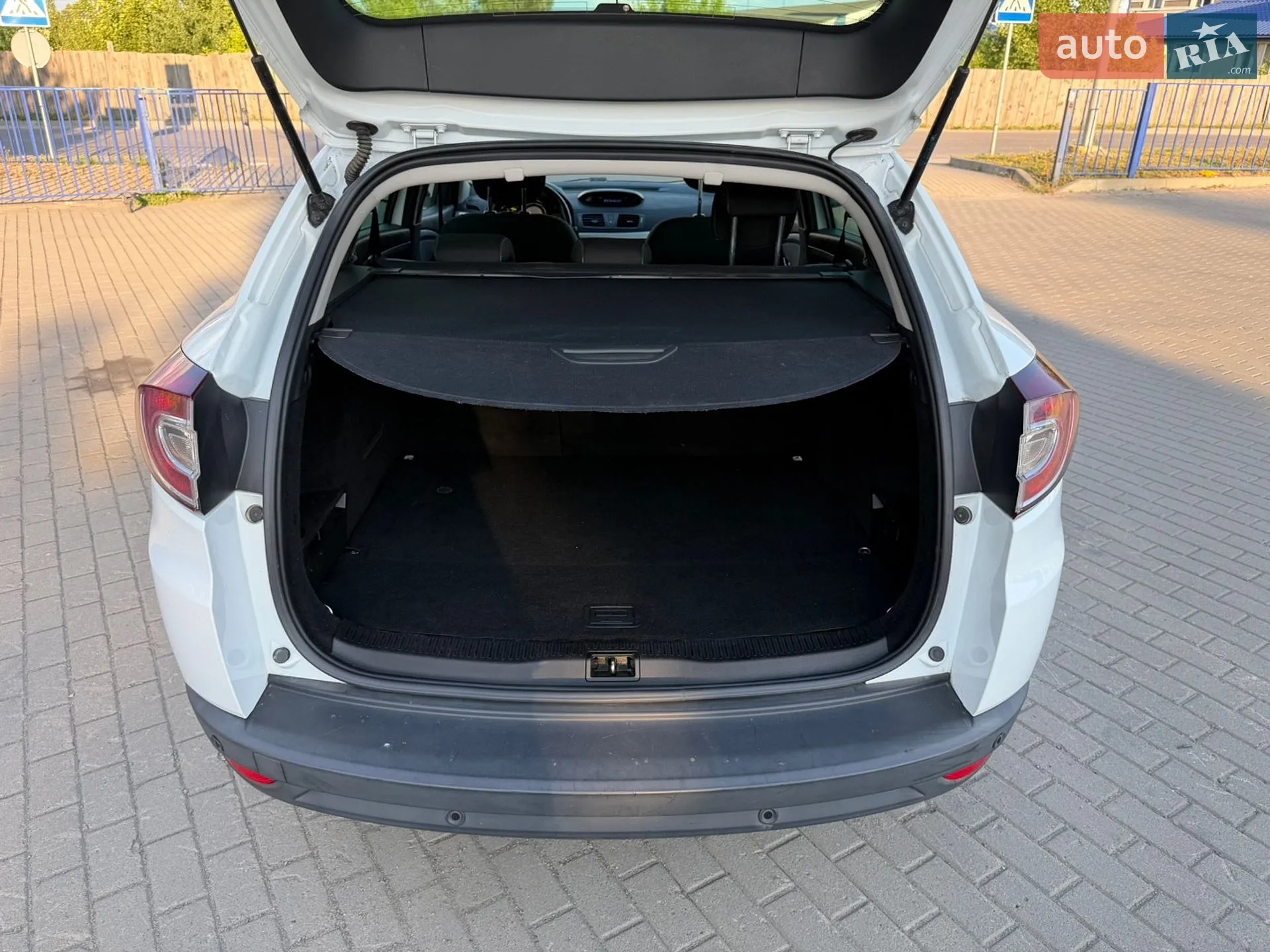 2013 Renault Megane - мініатюра 10