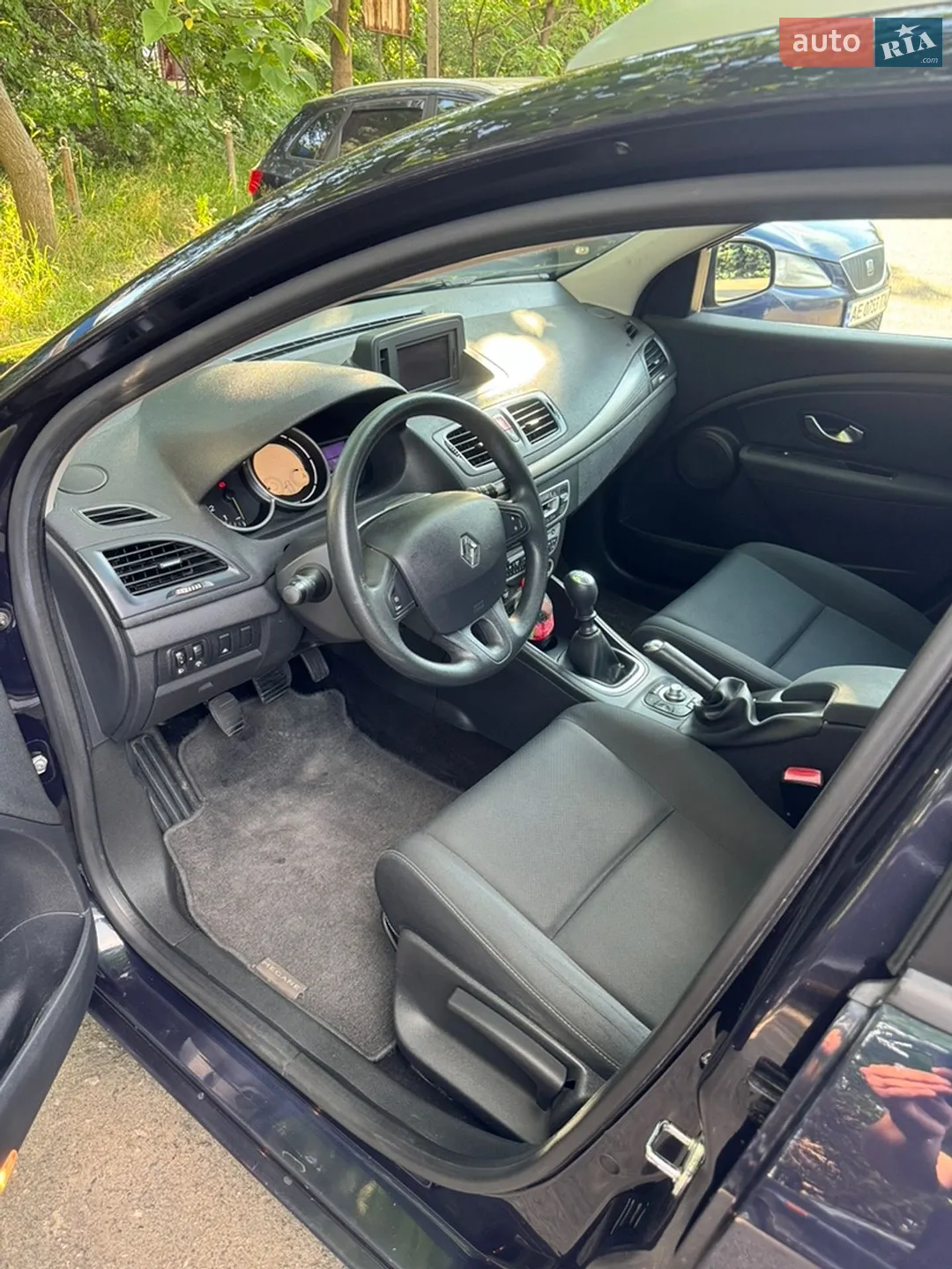 2010 Renault Megane - мініатюра 25