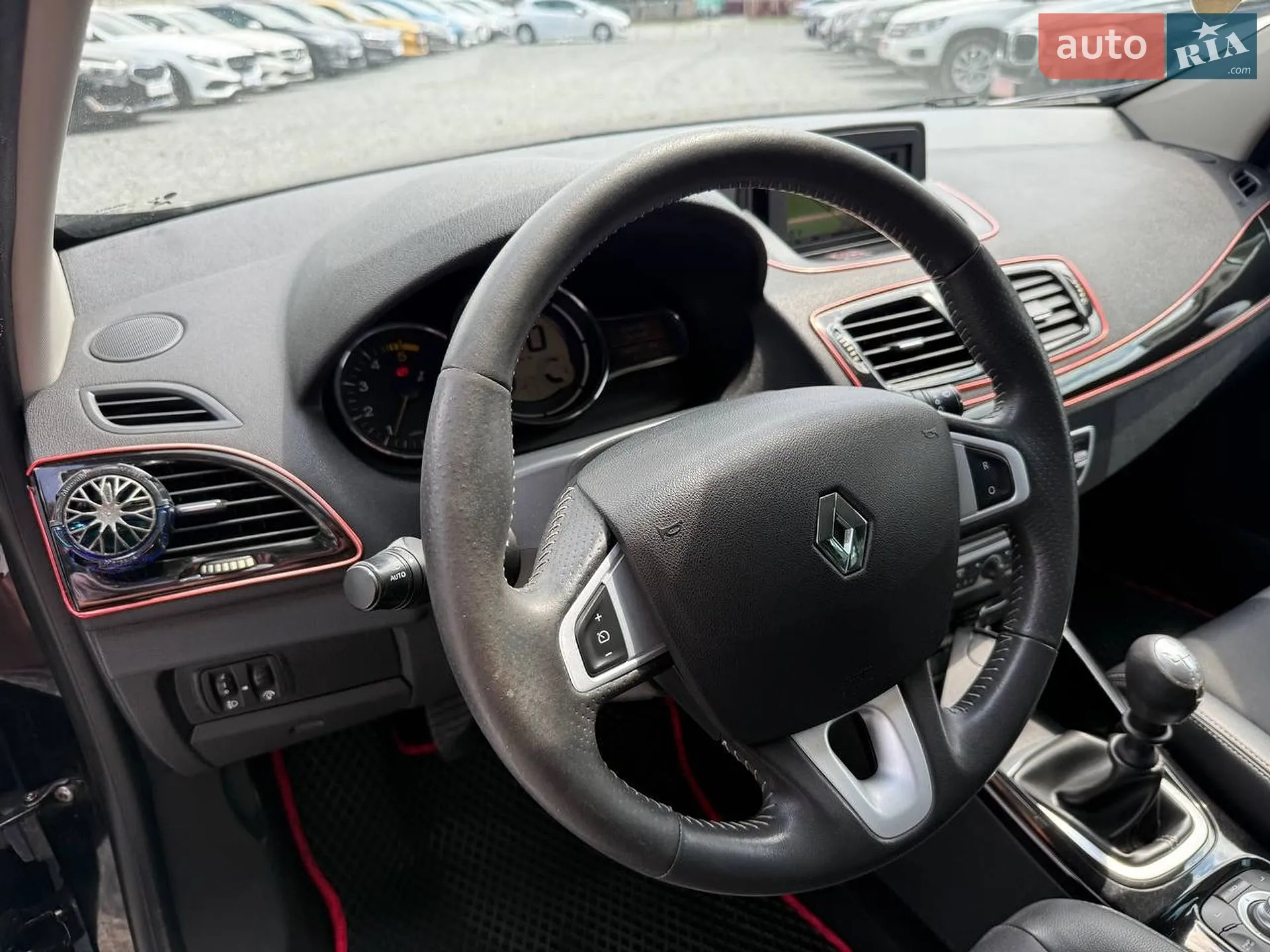 2011 Renault Megane - мініатюра 32