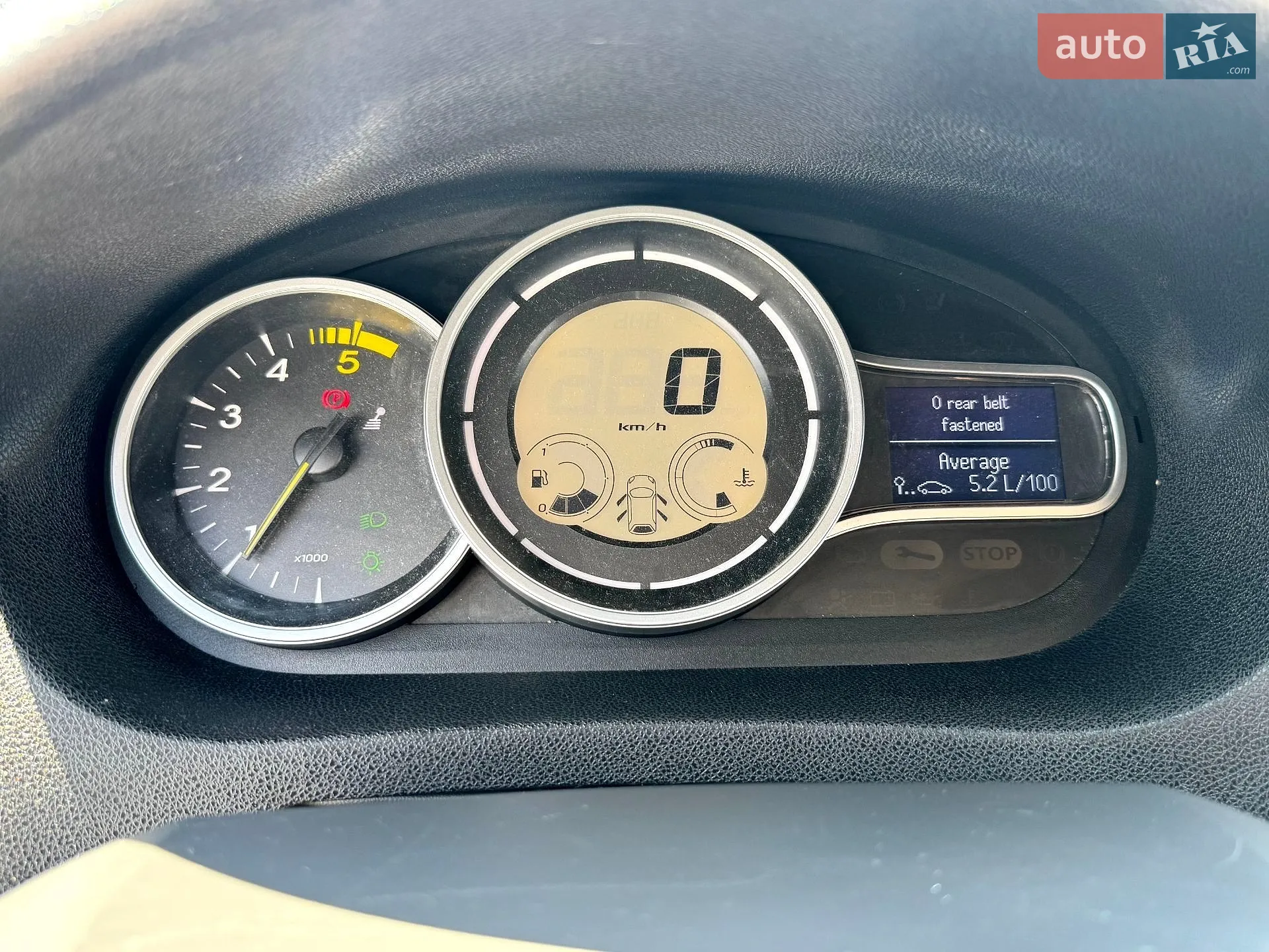 2011 Renault Megane - мініатюра 24