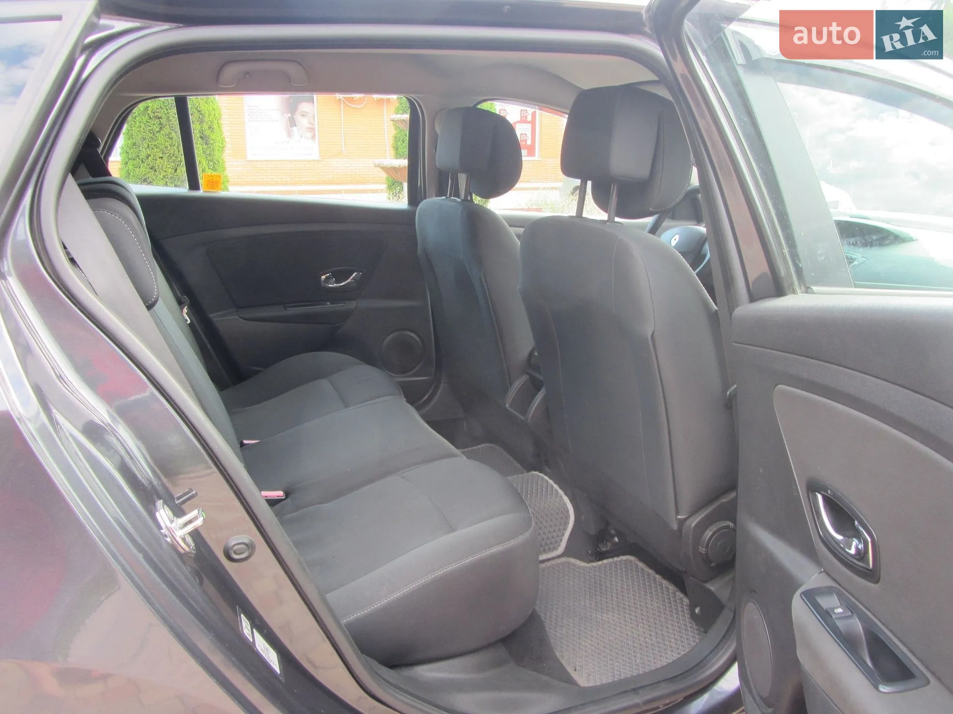 2012 Renault Megane - мініатюра 48