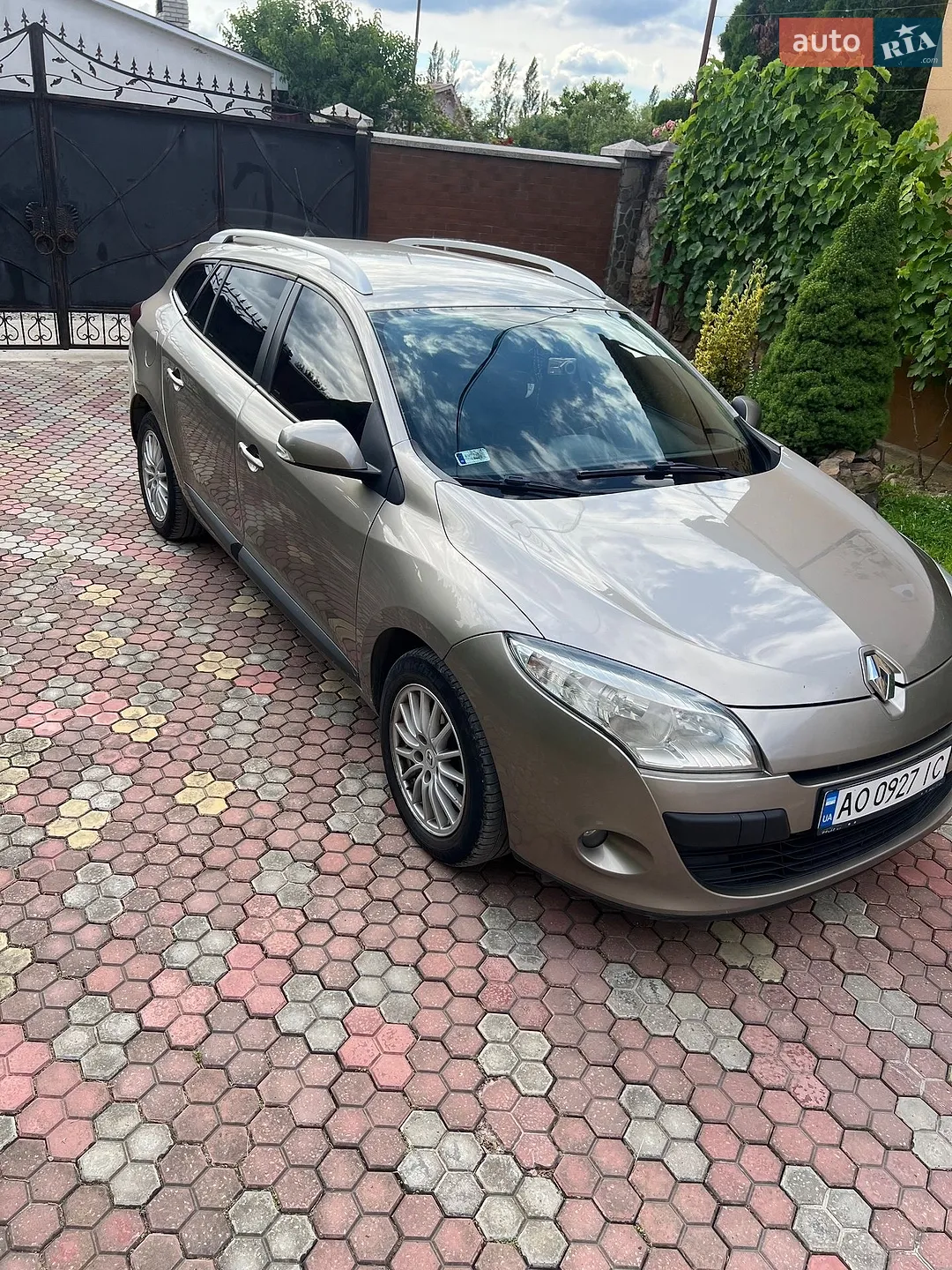 2011 Renault Megane - мініатюра 2