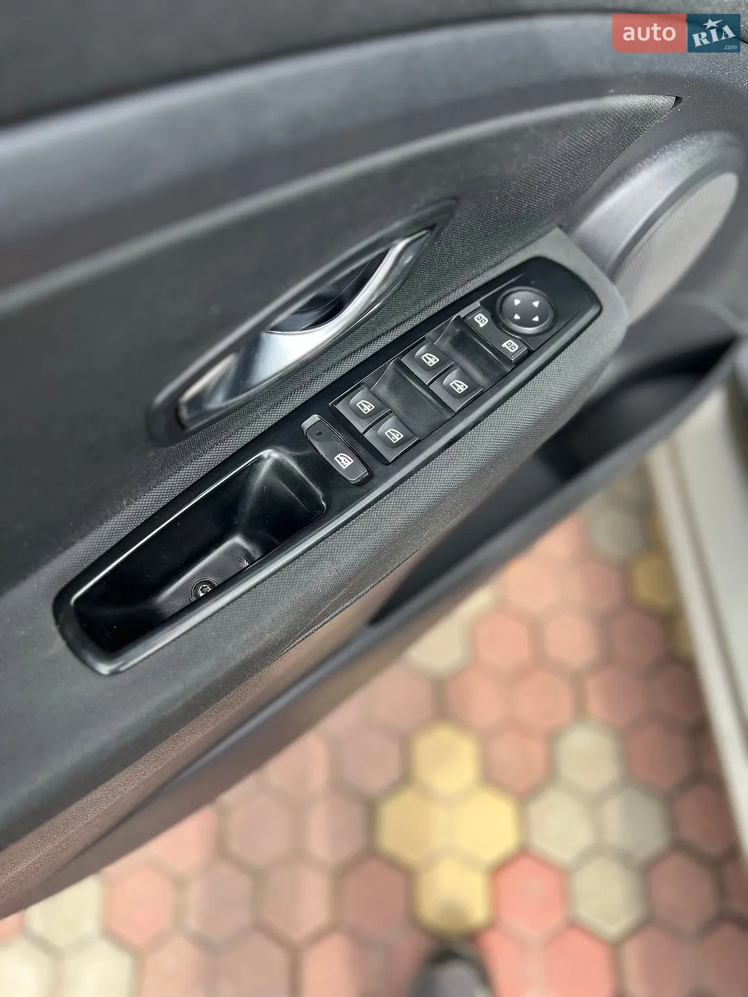 2011 Renault Megane - мініатюра 41