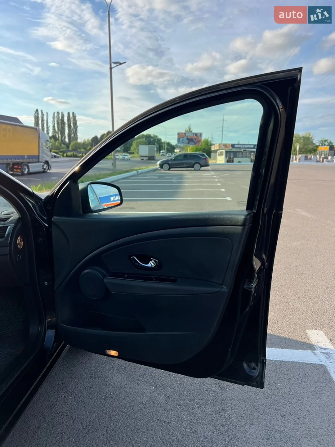 2012 Renault Megane - мініатюра 30