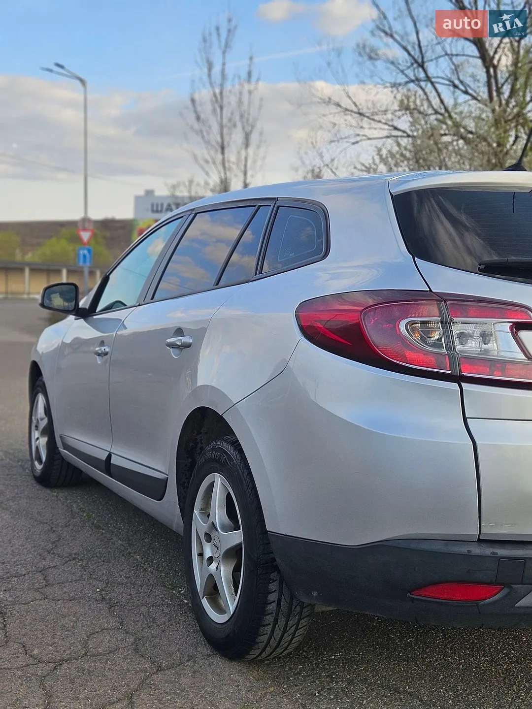 2010 Renault Megane - мініатюра 4