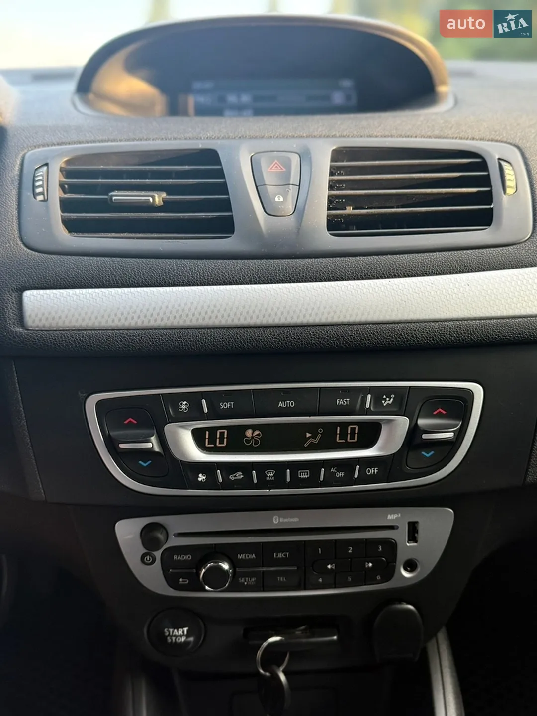 2014 Renault Megane - мініатюра 20