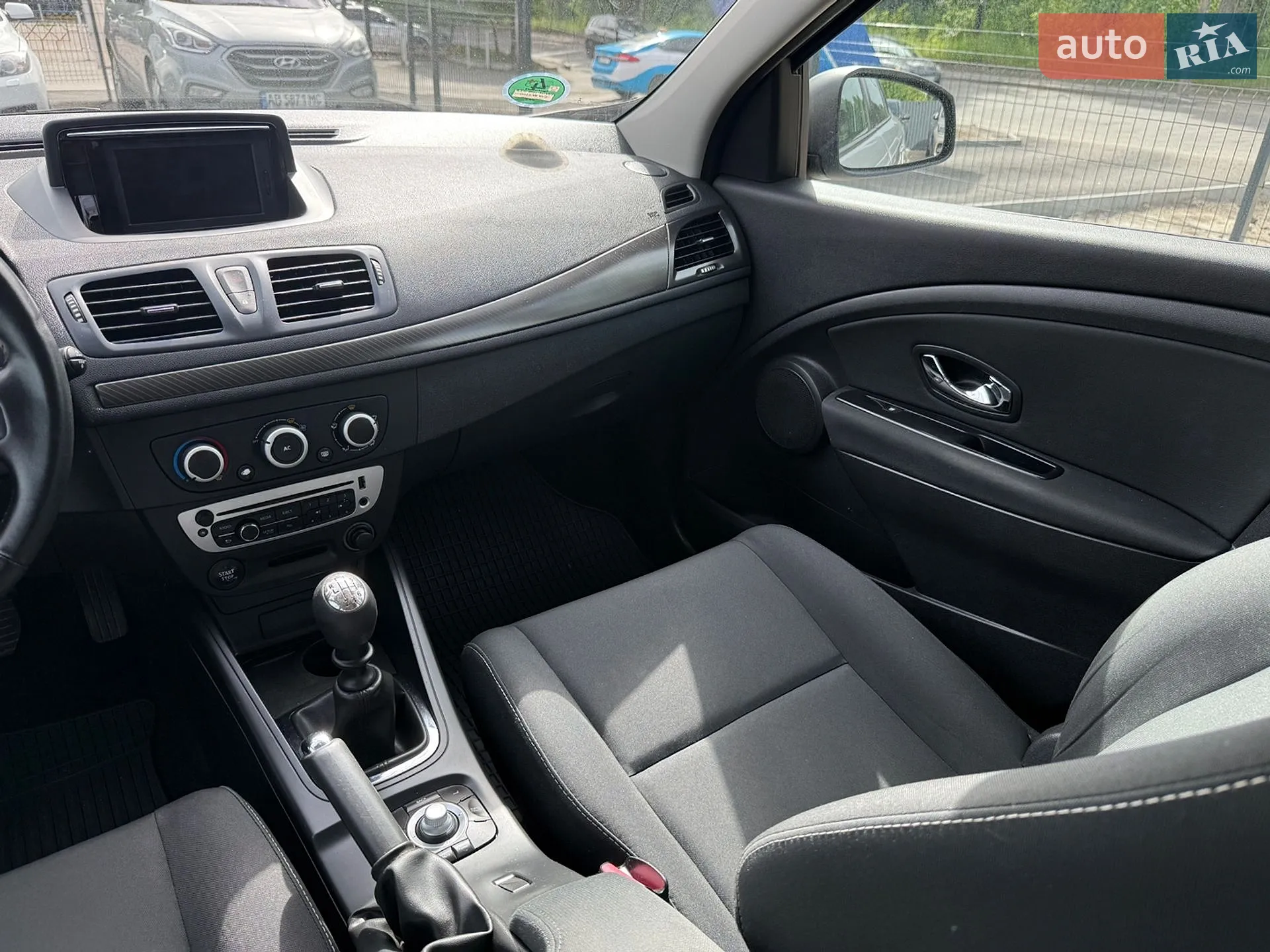 2013 Renault Megane - мініатюра 9