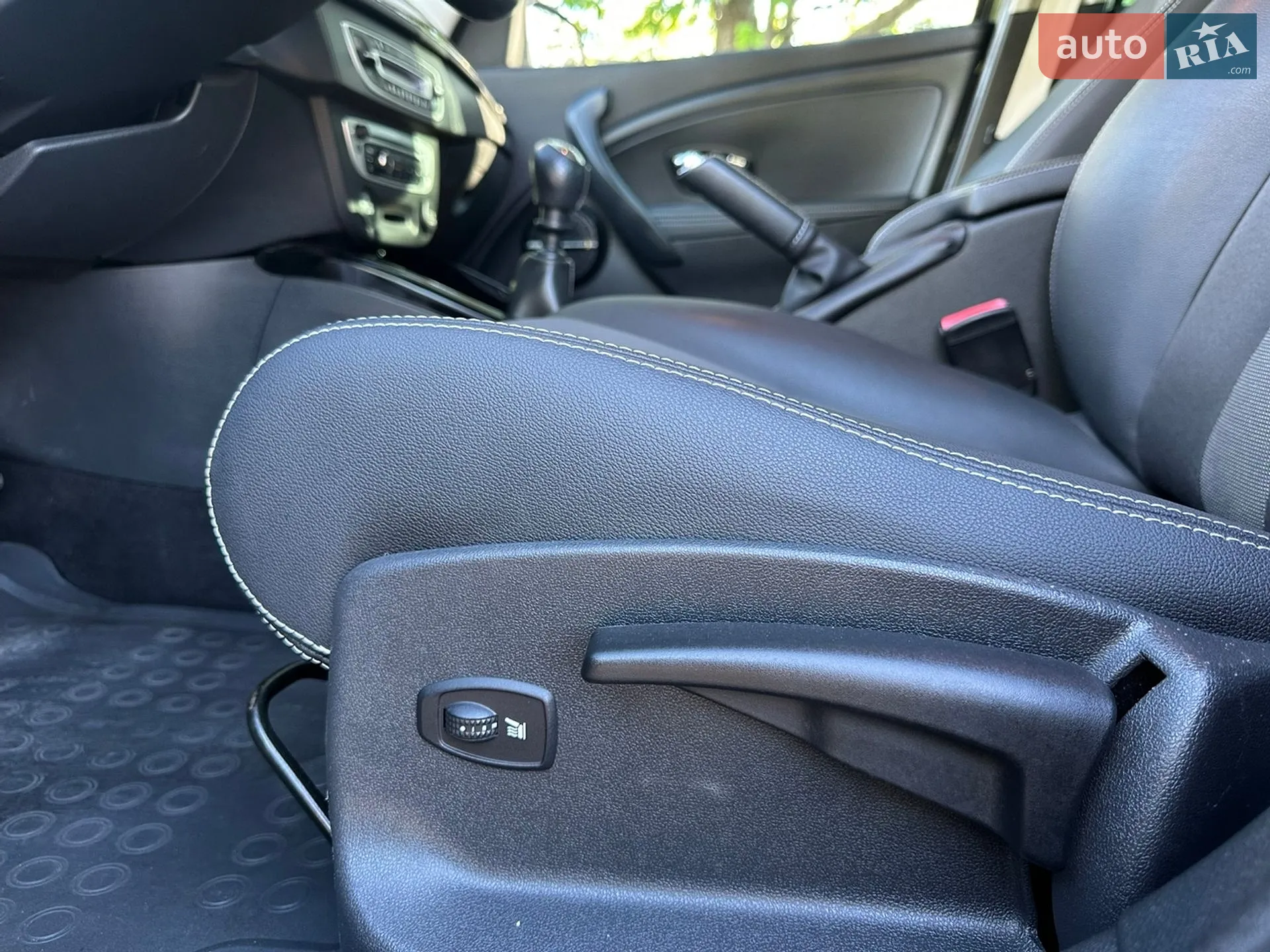 2013 Renault Megane - мініатюра 53