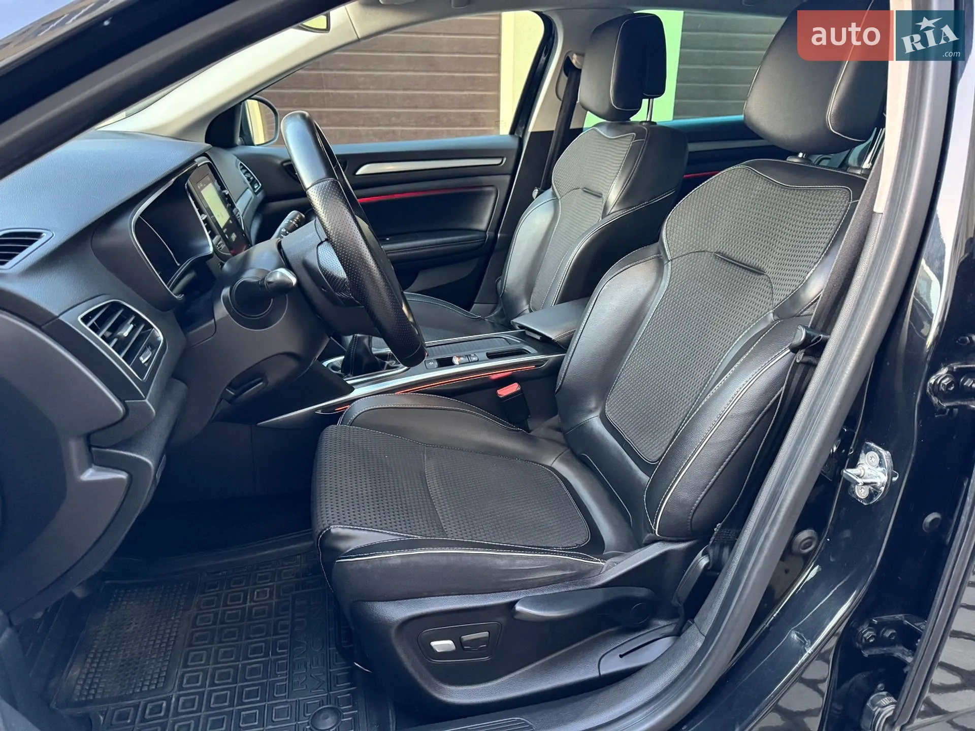 2016 Renault Megane - мініатюра 39