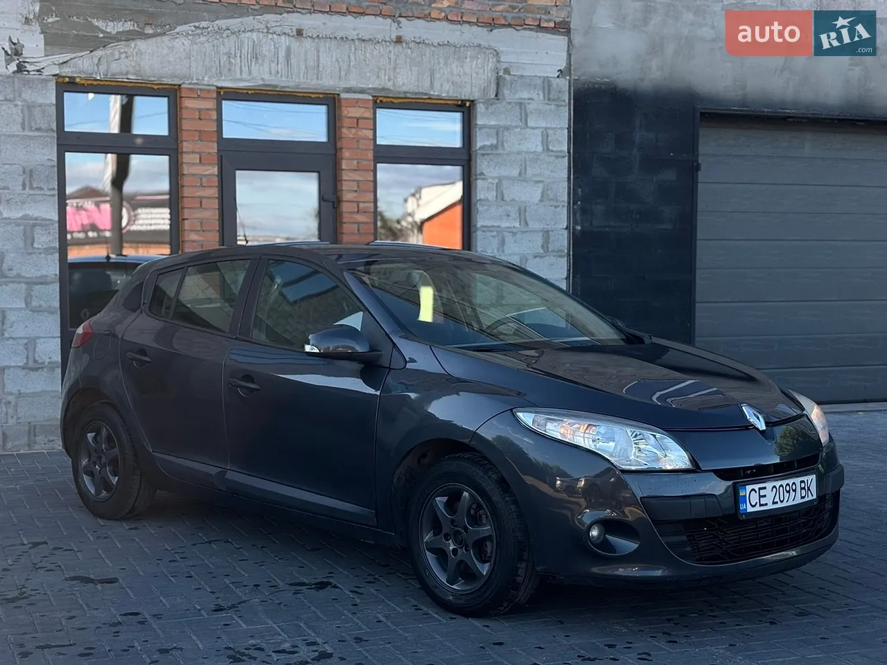 2010 Renault Megane - мініатюра 14