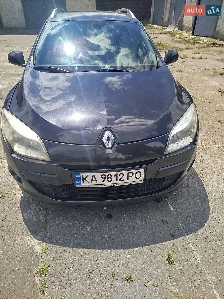 2010 Renault Megane - мініатюра 10