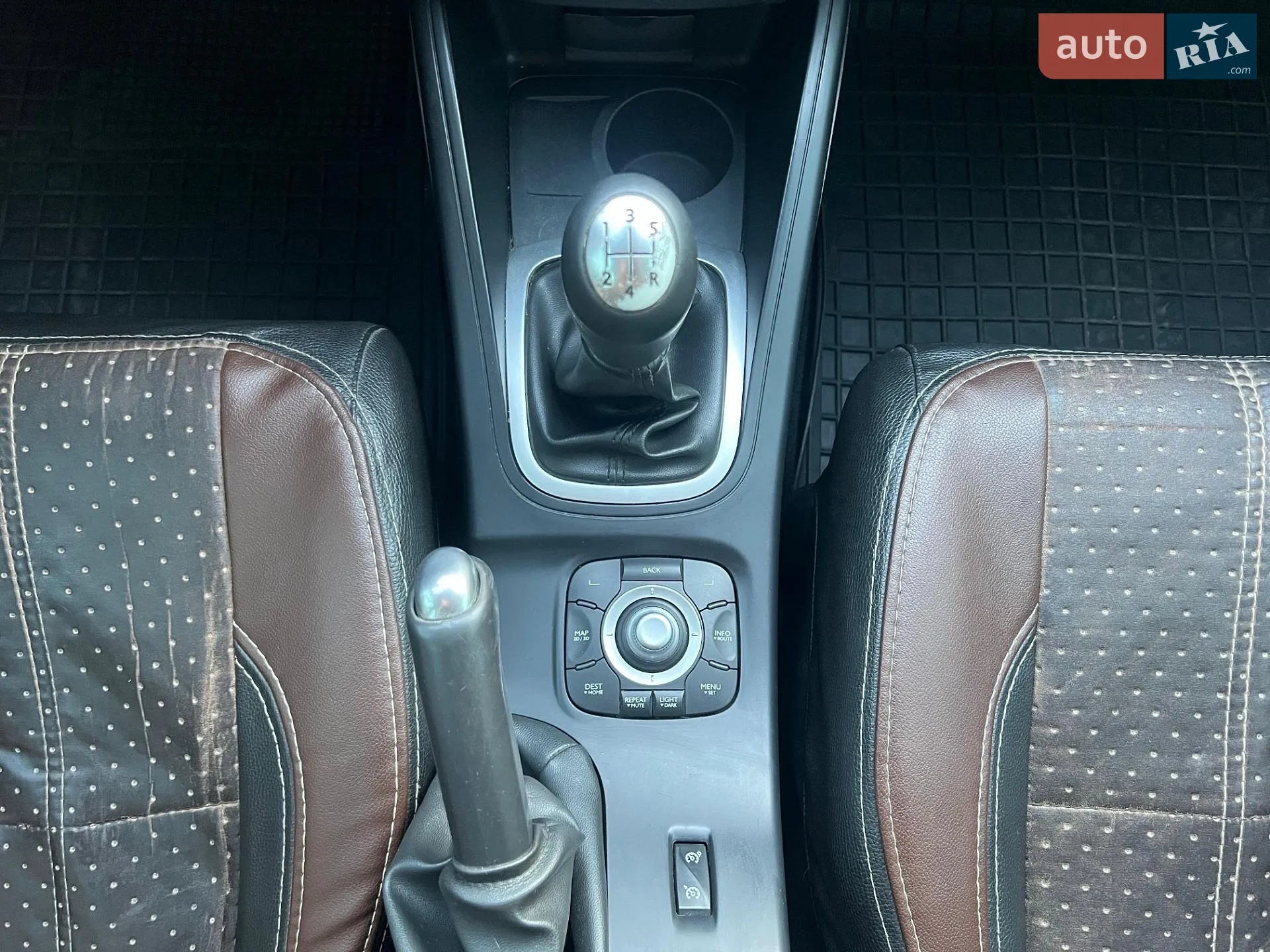 2011 Renault Megane - мініатюра 54