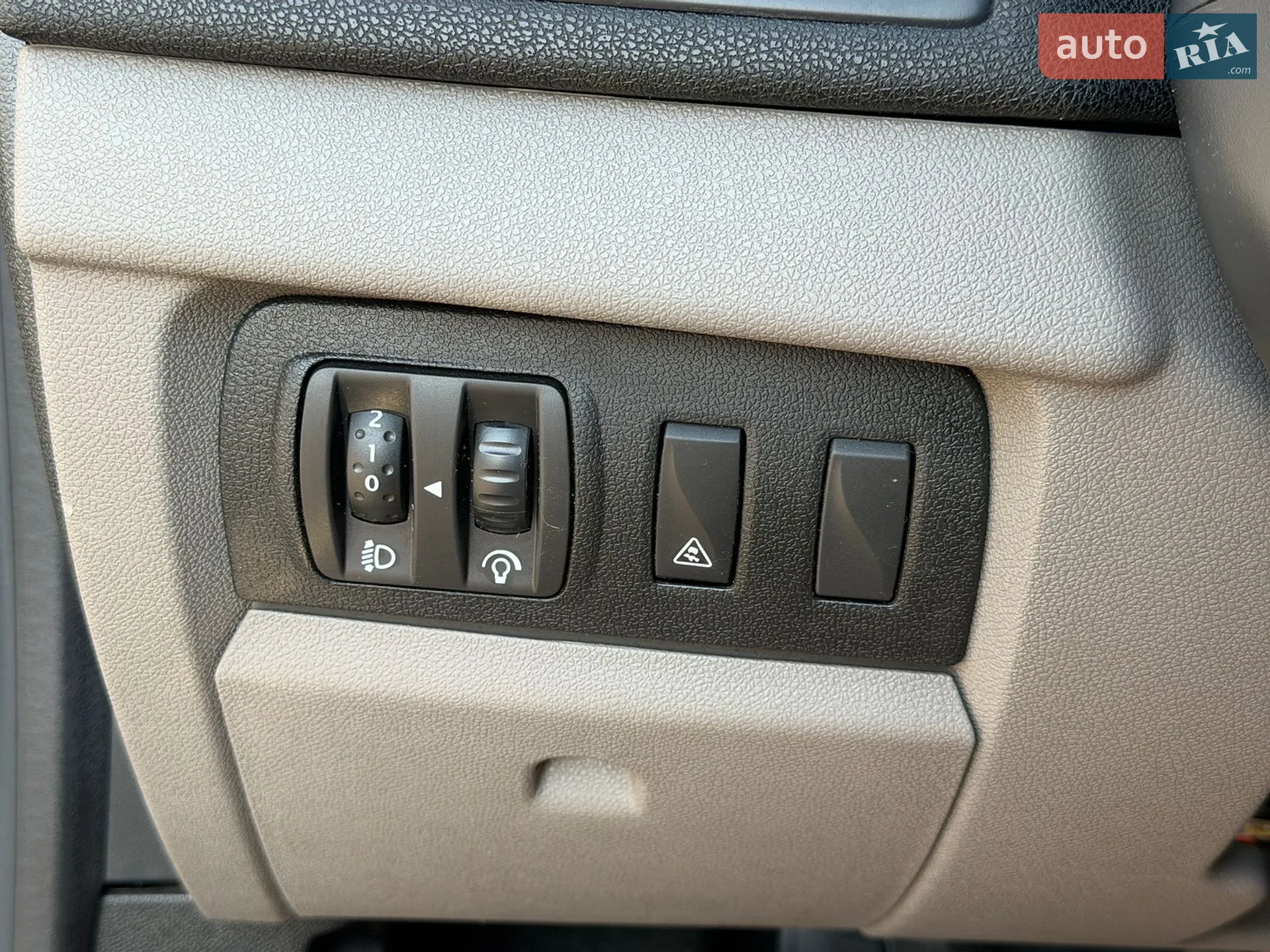 2010 Renault Megane - мініатюра 47